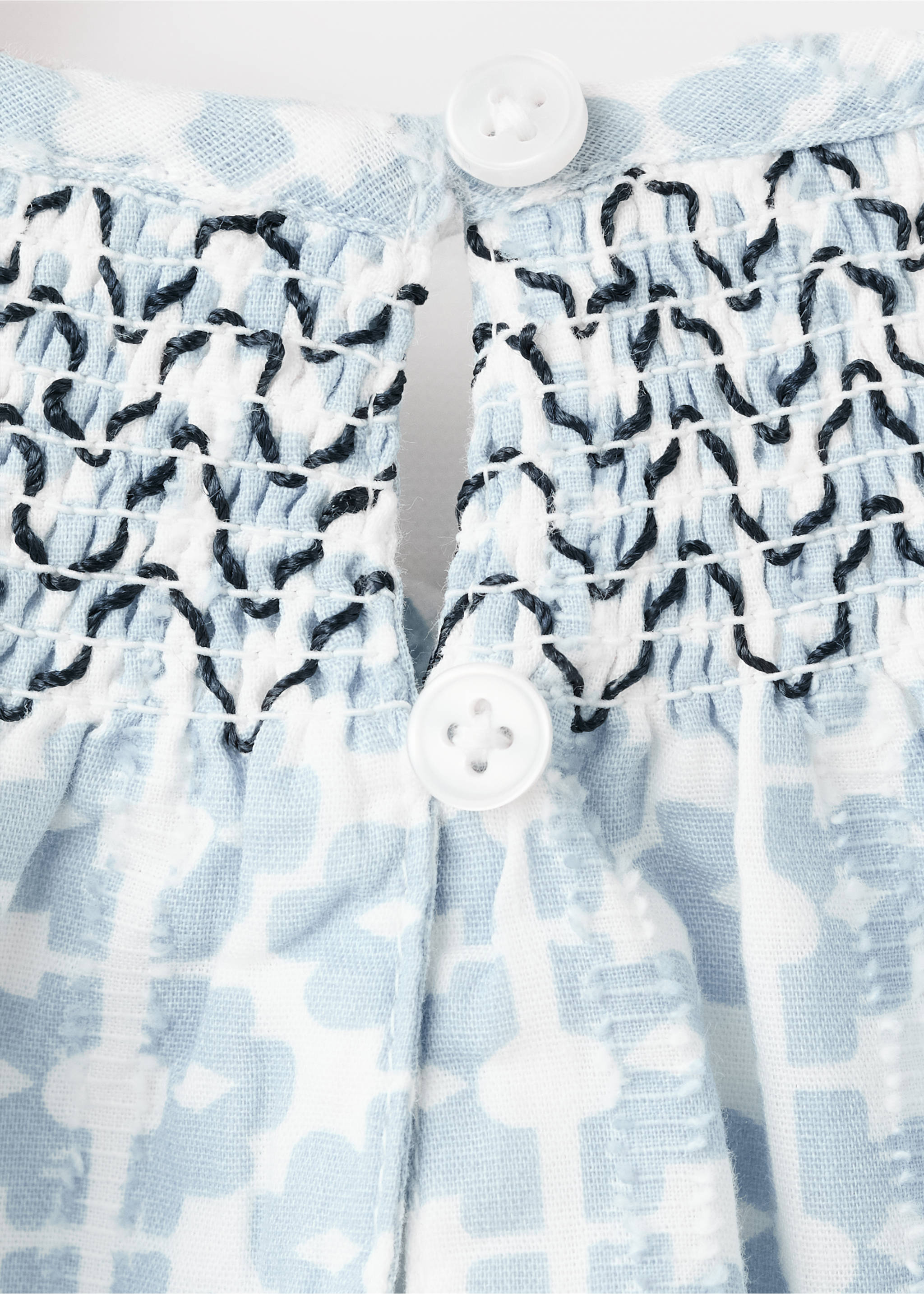 Short patterned dress - Details of the article 0, China Blue. Ref: 27065145-00.