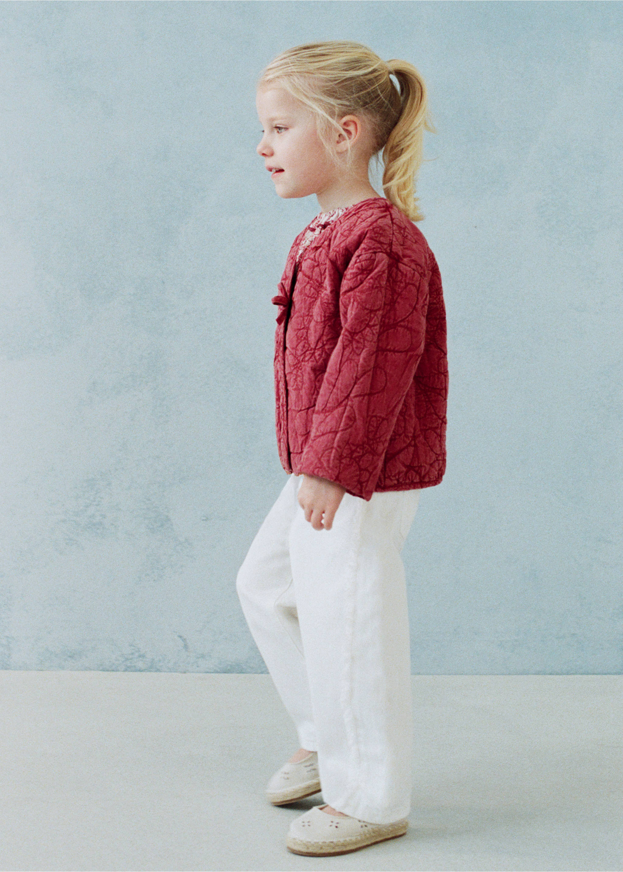 Manteau matelassé détails brodés - Détail de l'article 5, Fraise. Ref: 27065154-00.