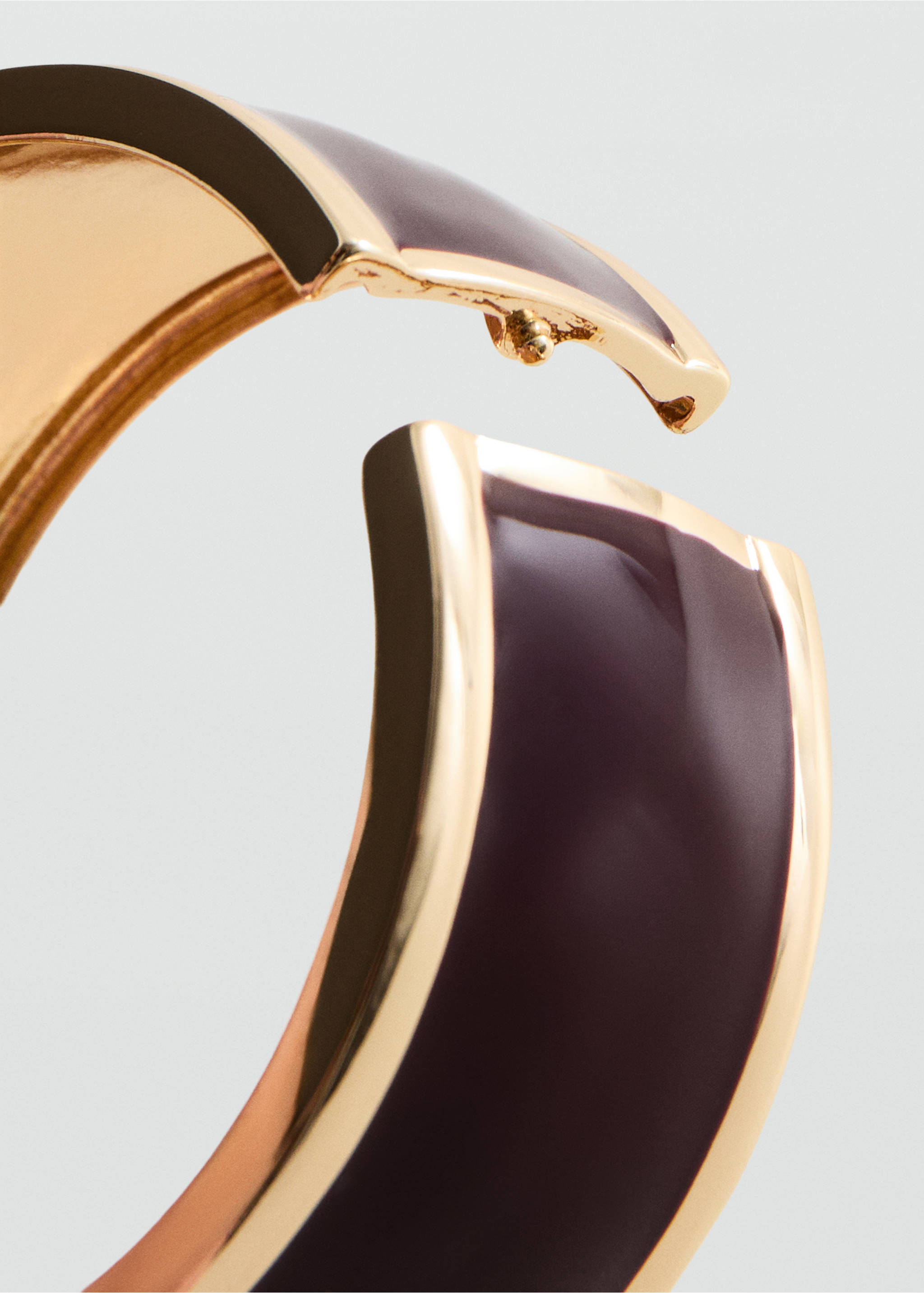 Rigid volume bracelet - Medium plane, Gold. Ref: 27065160-00.