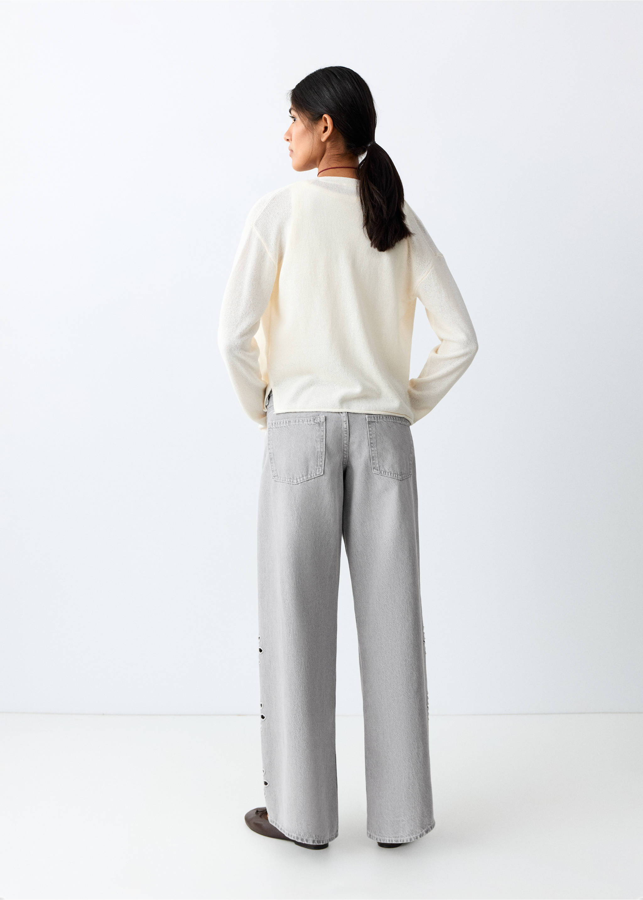 جينز مستقيم مطرز - الجهة الخلفية للمنتج, رمادي دنيم. Ref: 27065165-00.