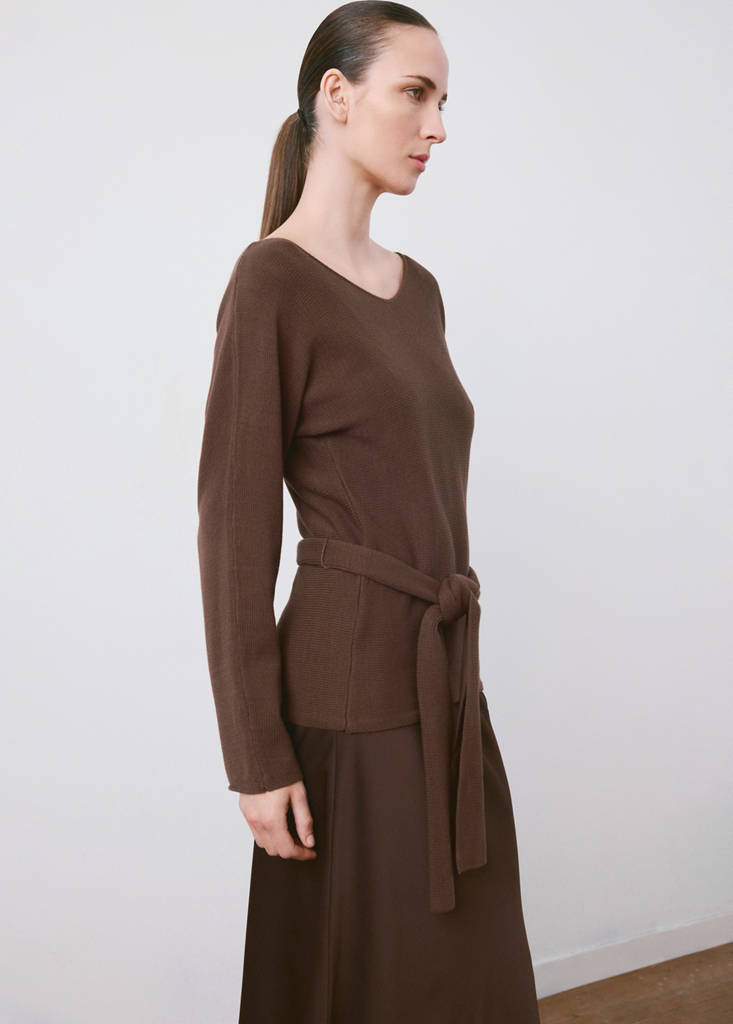 Knit belt sweater — Chocolate