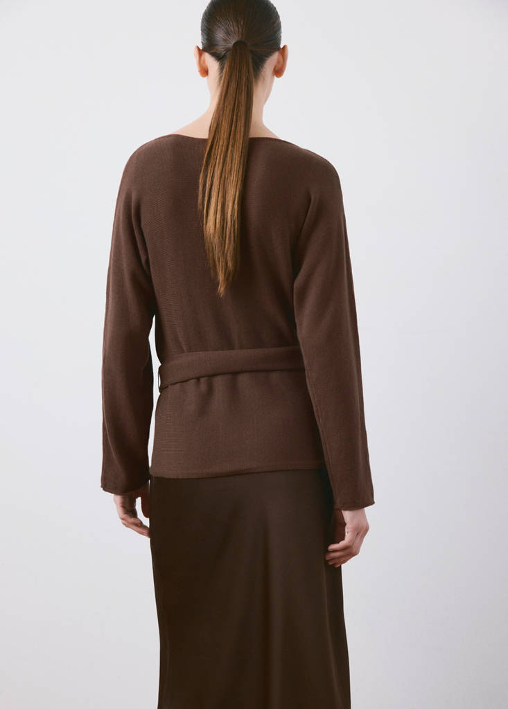 Knit belt sweater — Chocolate