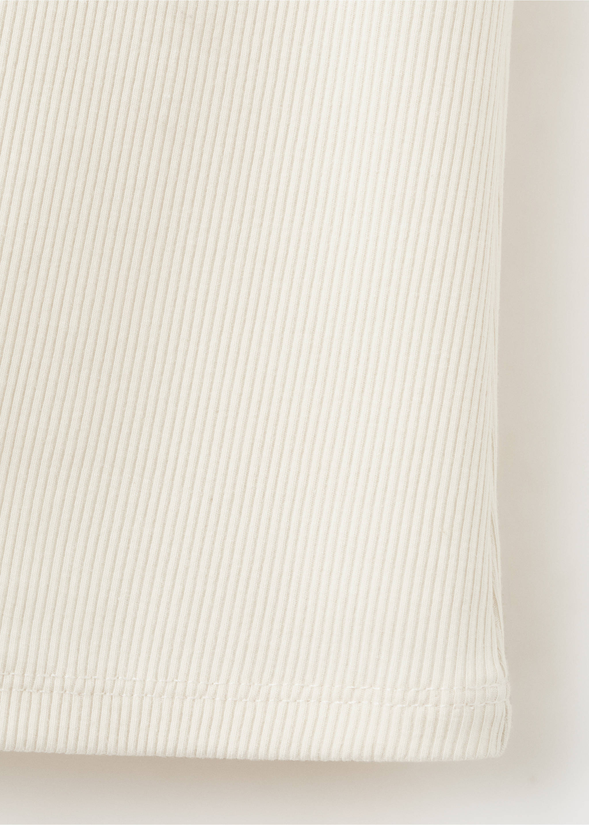 Top ribetes tachuelas - Detalle del artículo 0, Blanco roto. Ref: 27065821-00.