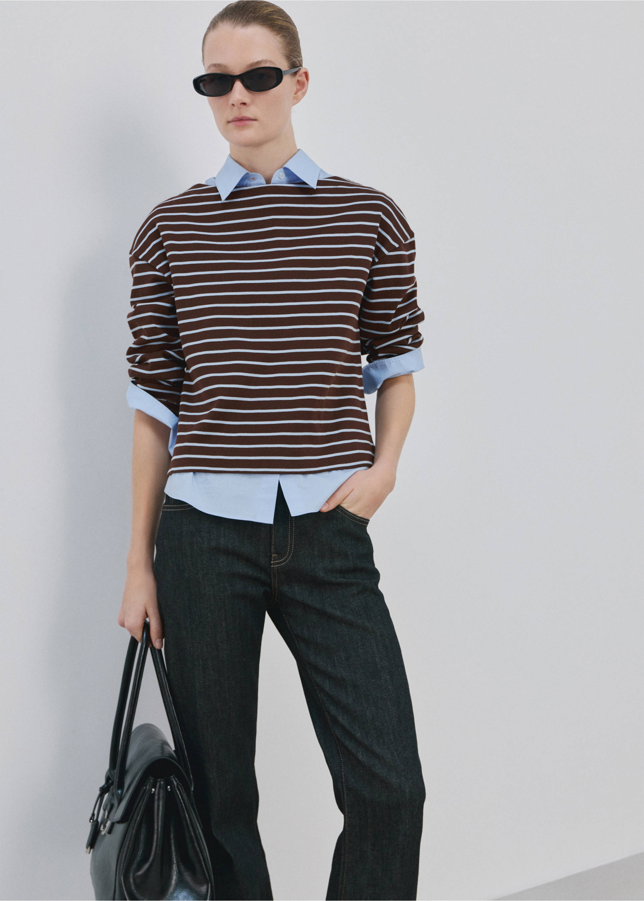 Striped boat neck sweatshirt - Details of the article 2, Chocolate. Ref: 27065823-00.