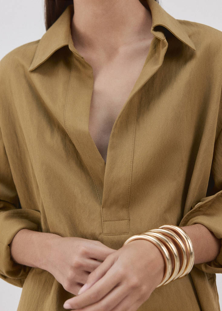 Oversized shirt with a shirt collar — Khaki
