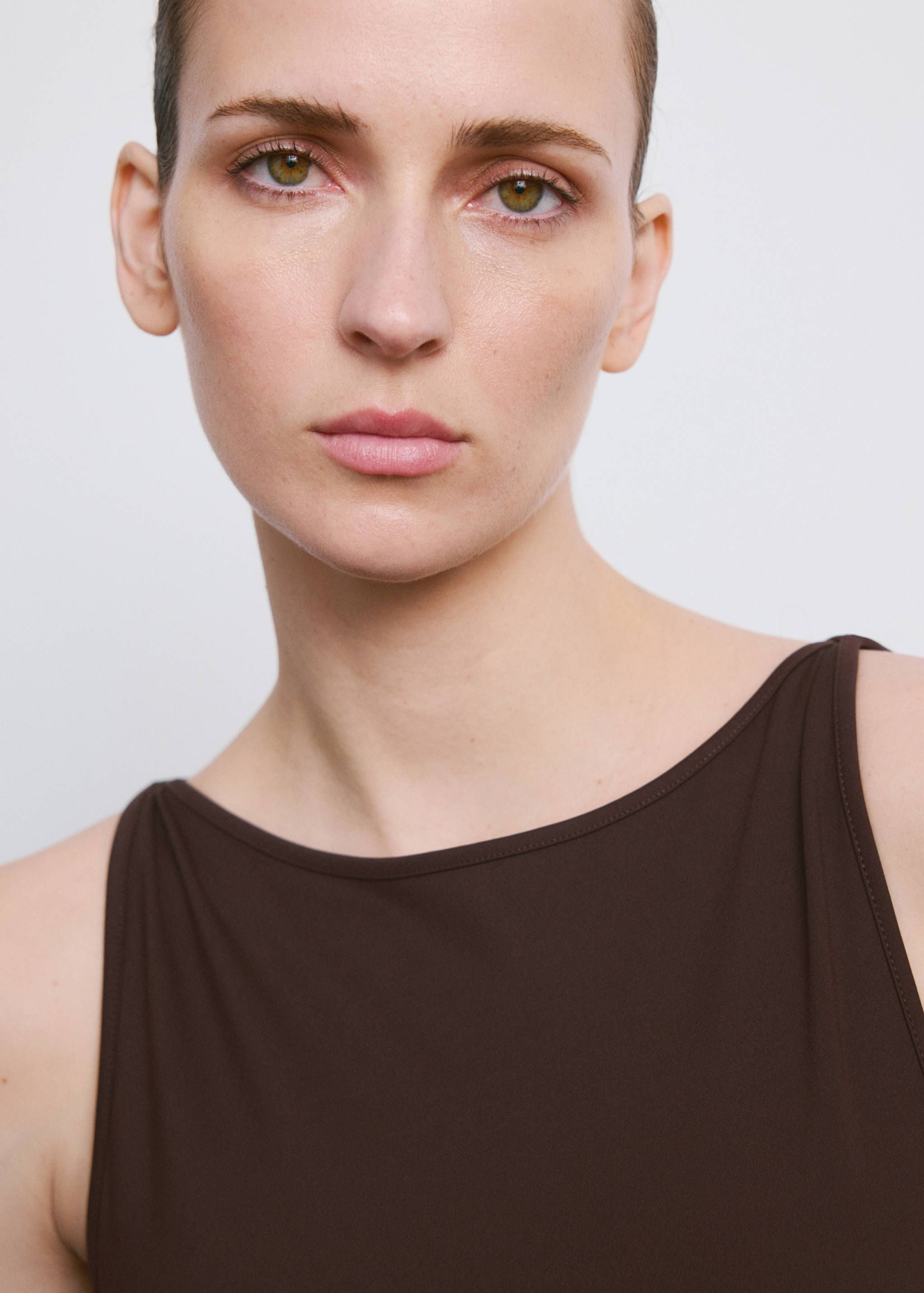 Fitted crop top - Details of the article 1