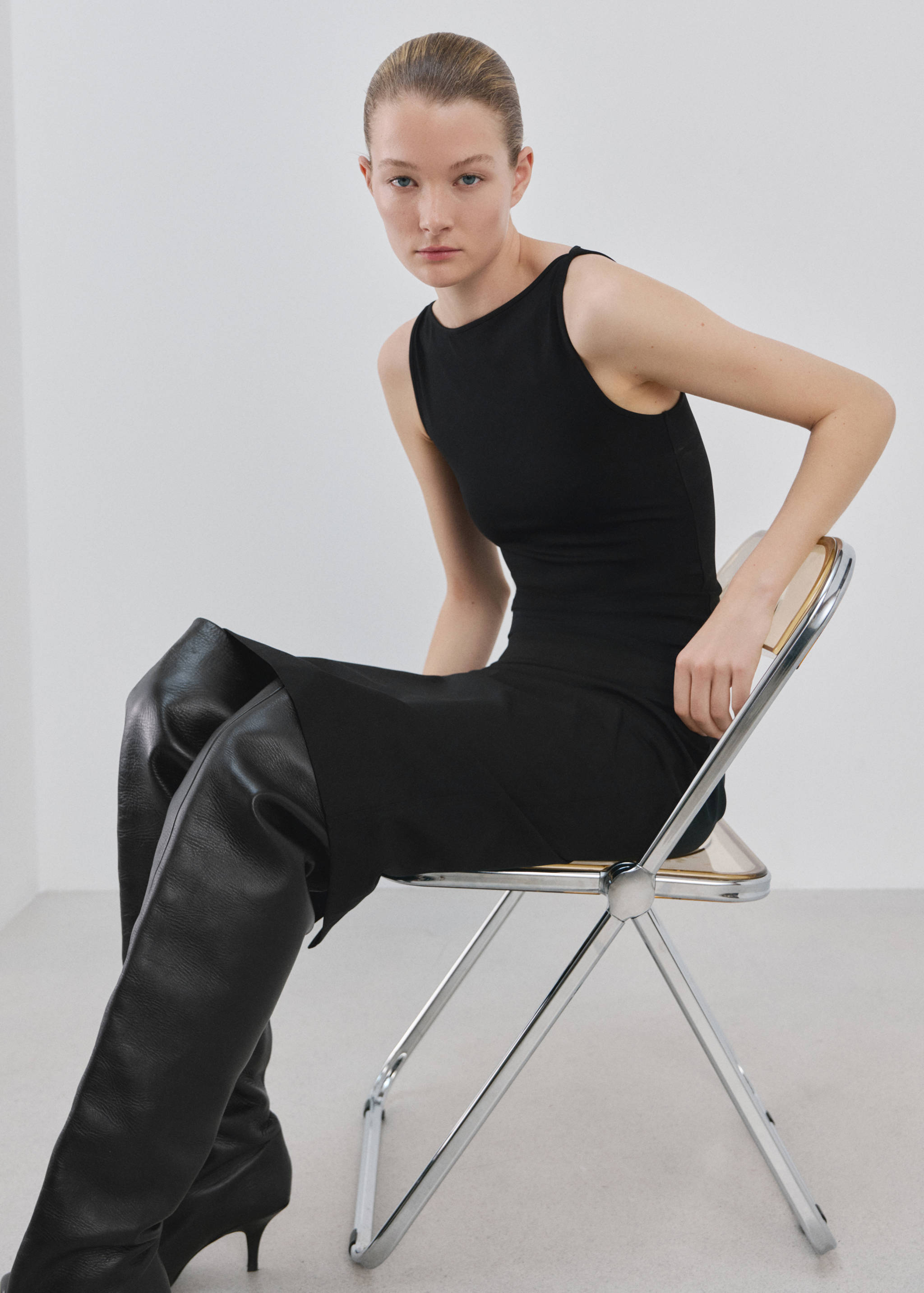 Top crop entallado - Detalle del artículo 2