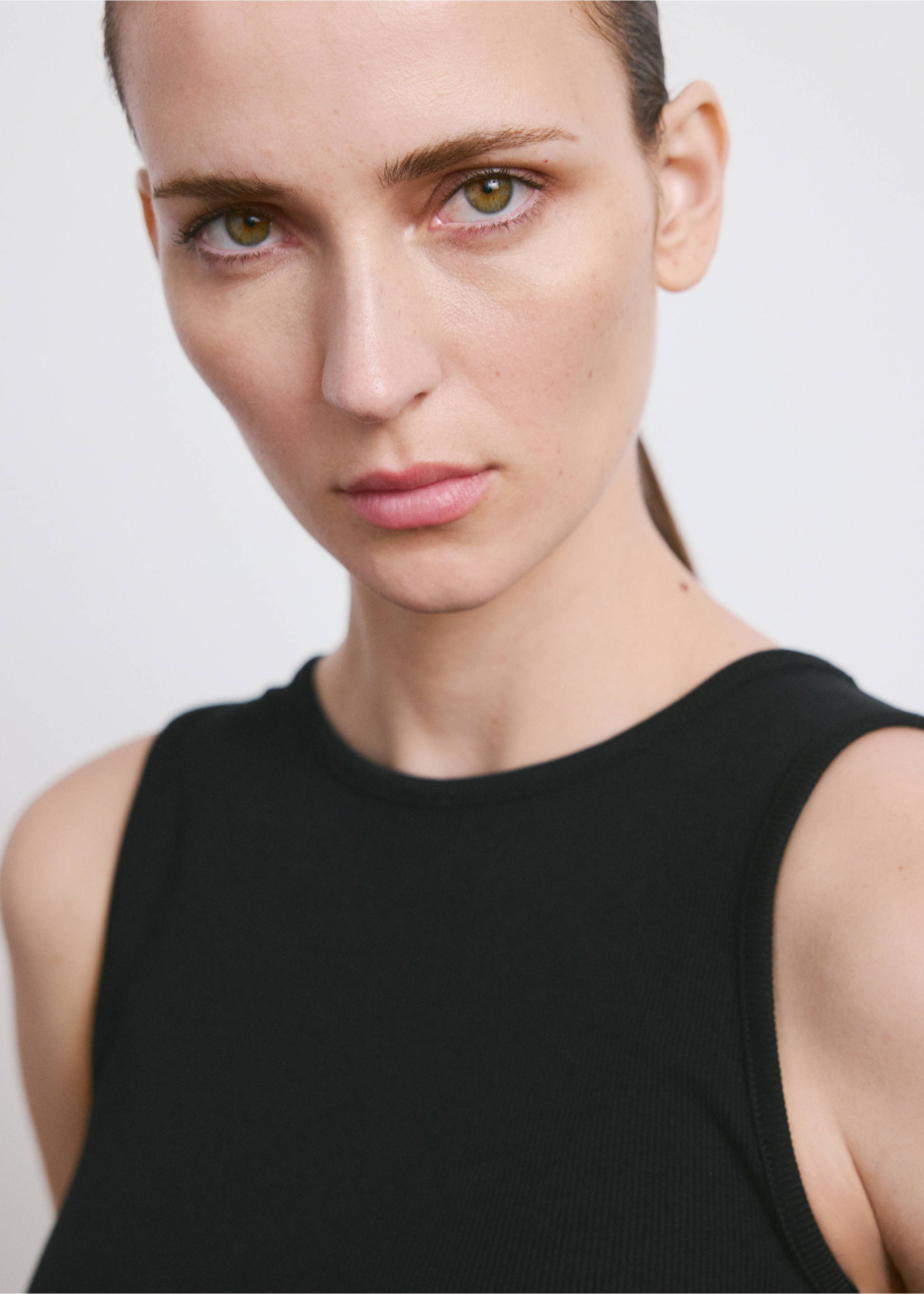 Ribbed cotton-blend top - Details of the article 2, Black. Ref: 27065830-00.