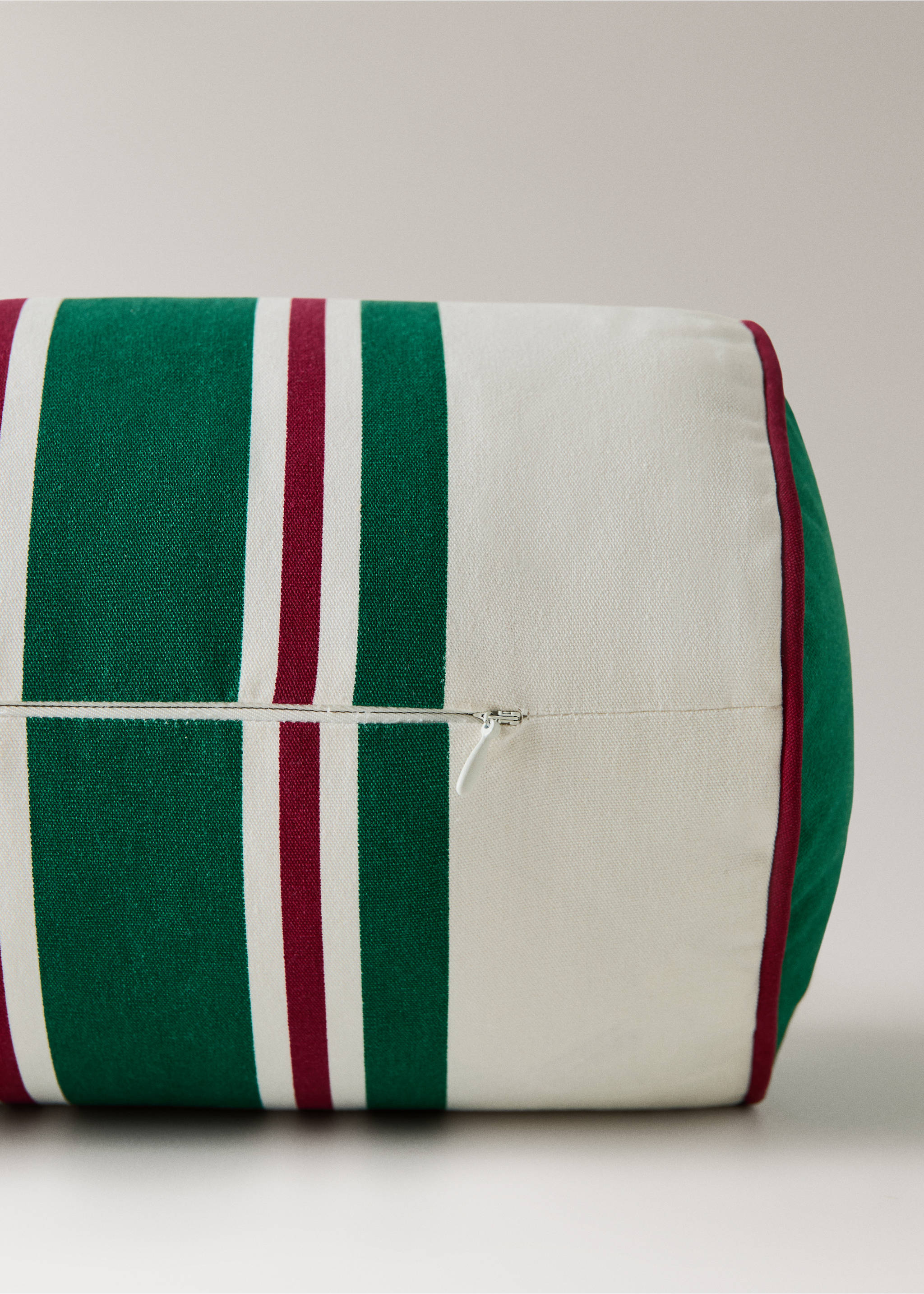 Vízálló csíkos bolster párna 20x50 cm - A termék adatai 2, Zöld. Ref: 27065832-00.