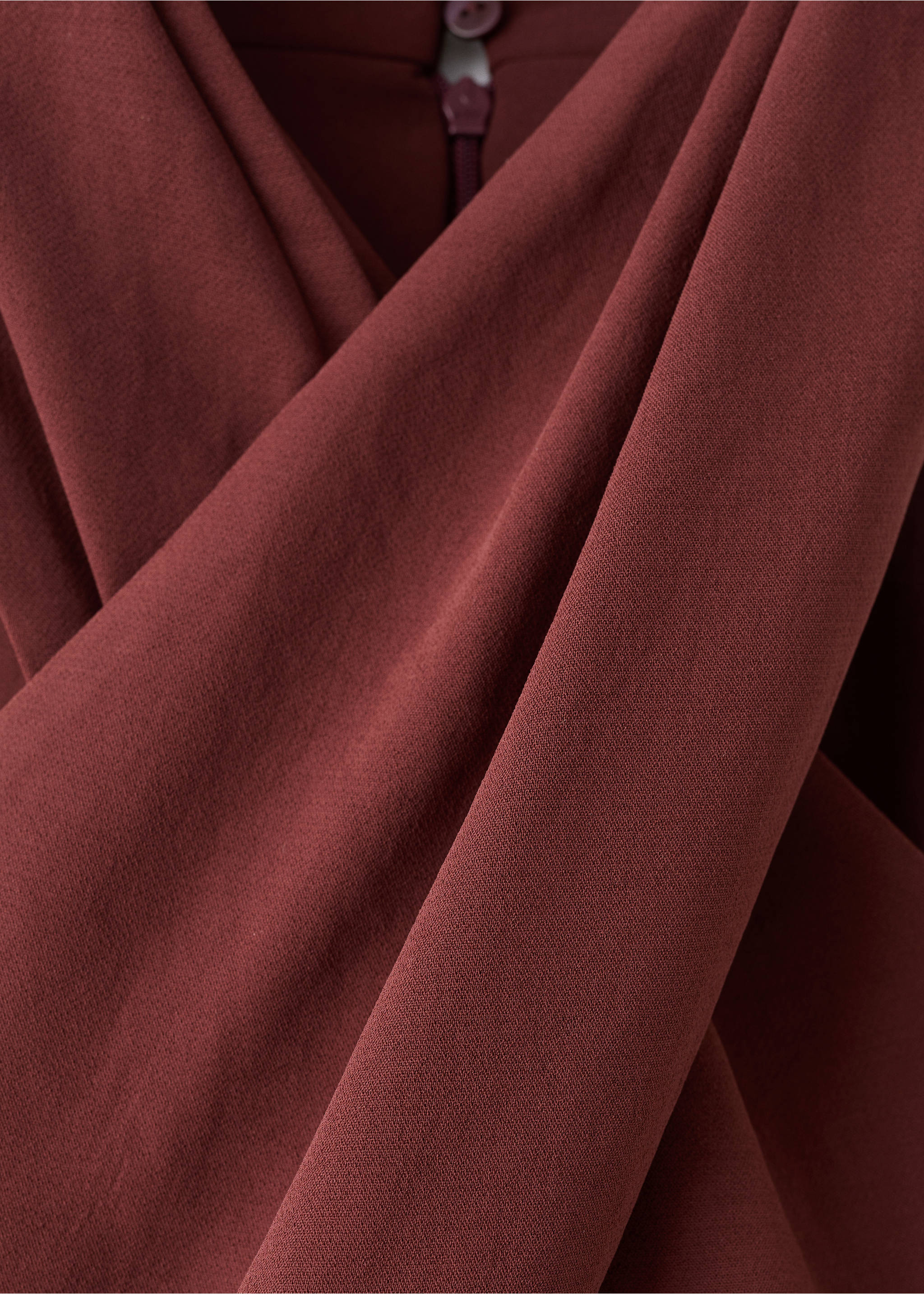 Granota creuada cinturó - Detall de l'article 0, Grana. Ref: 27065833-00.