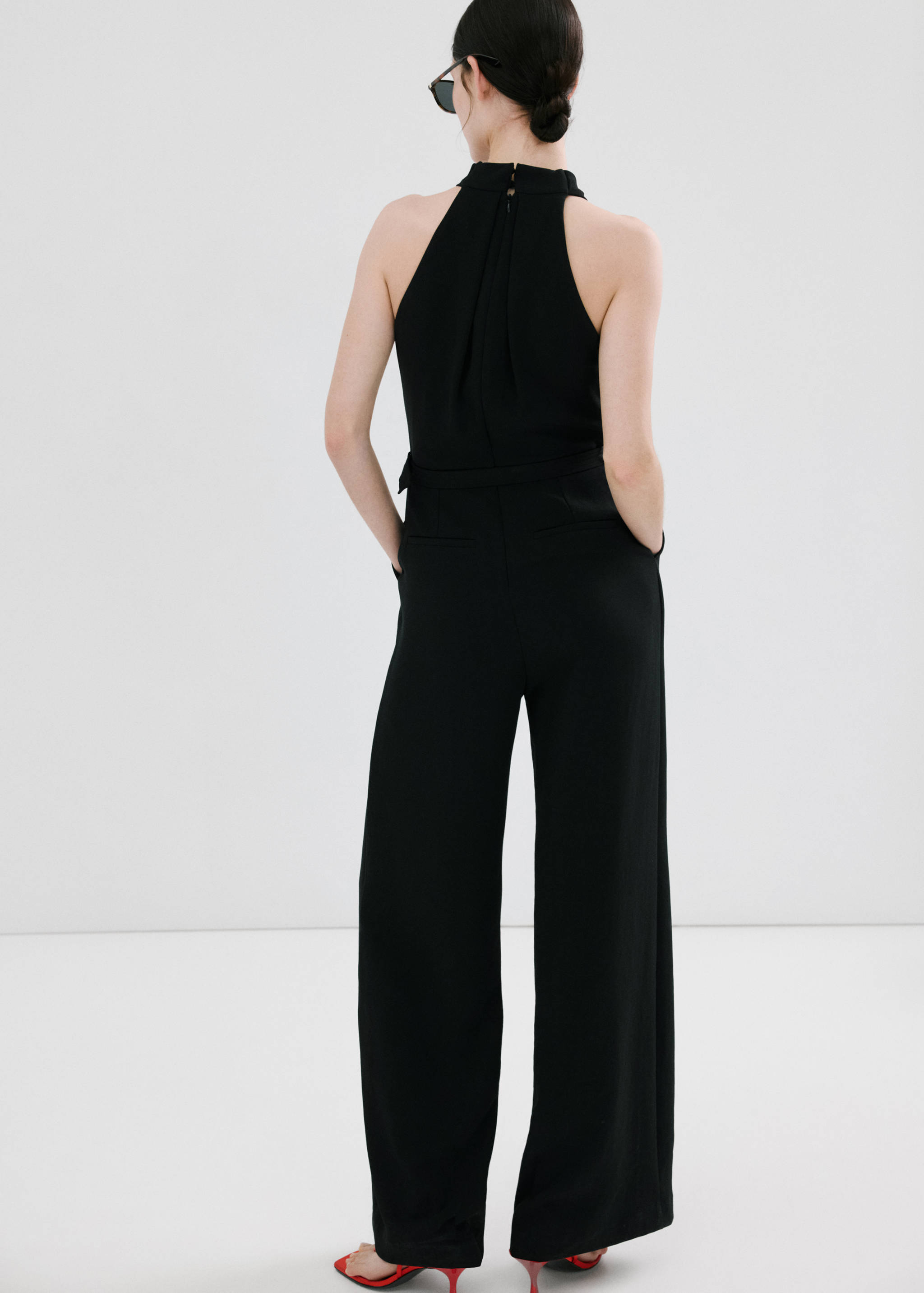Belt wrap jumpsuit - Reverse of the article