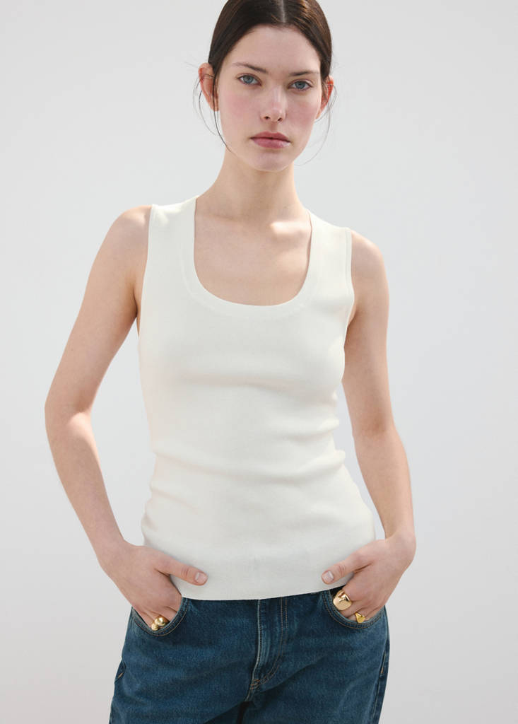 Round-neck knitted top — Ecru