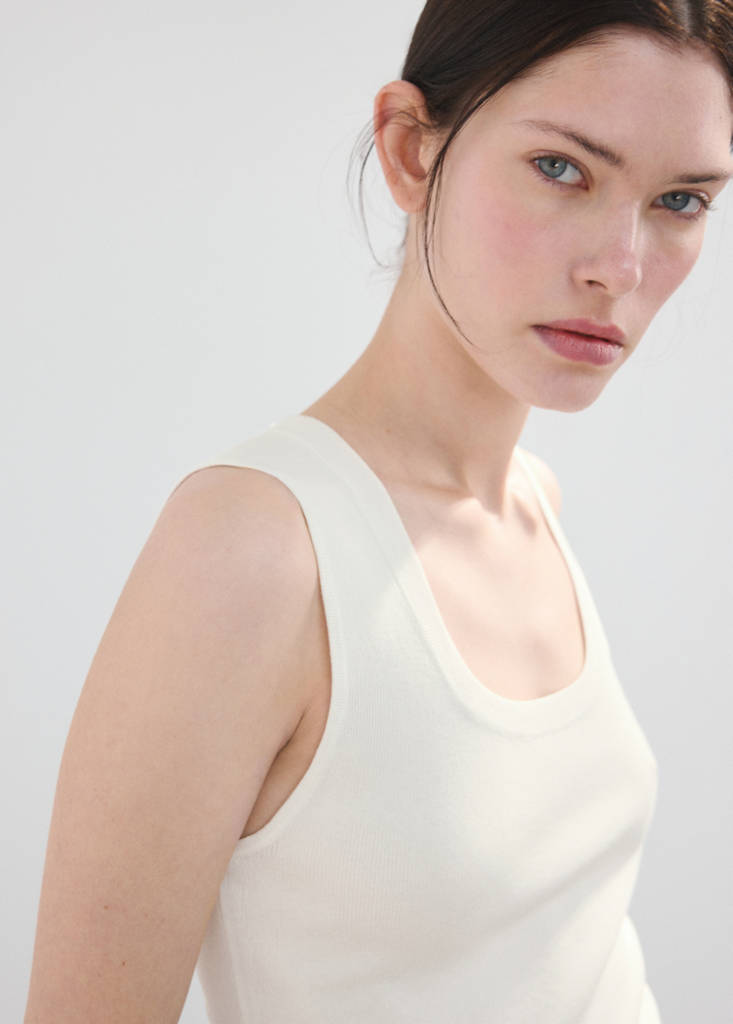 Round-neck knitted top — Ecru
