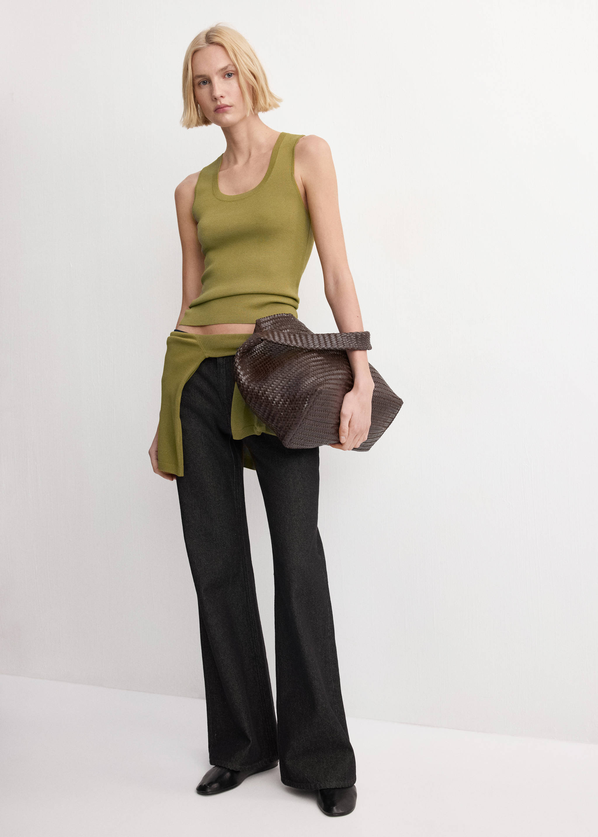 Round-neck knitted top - General plane