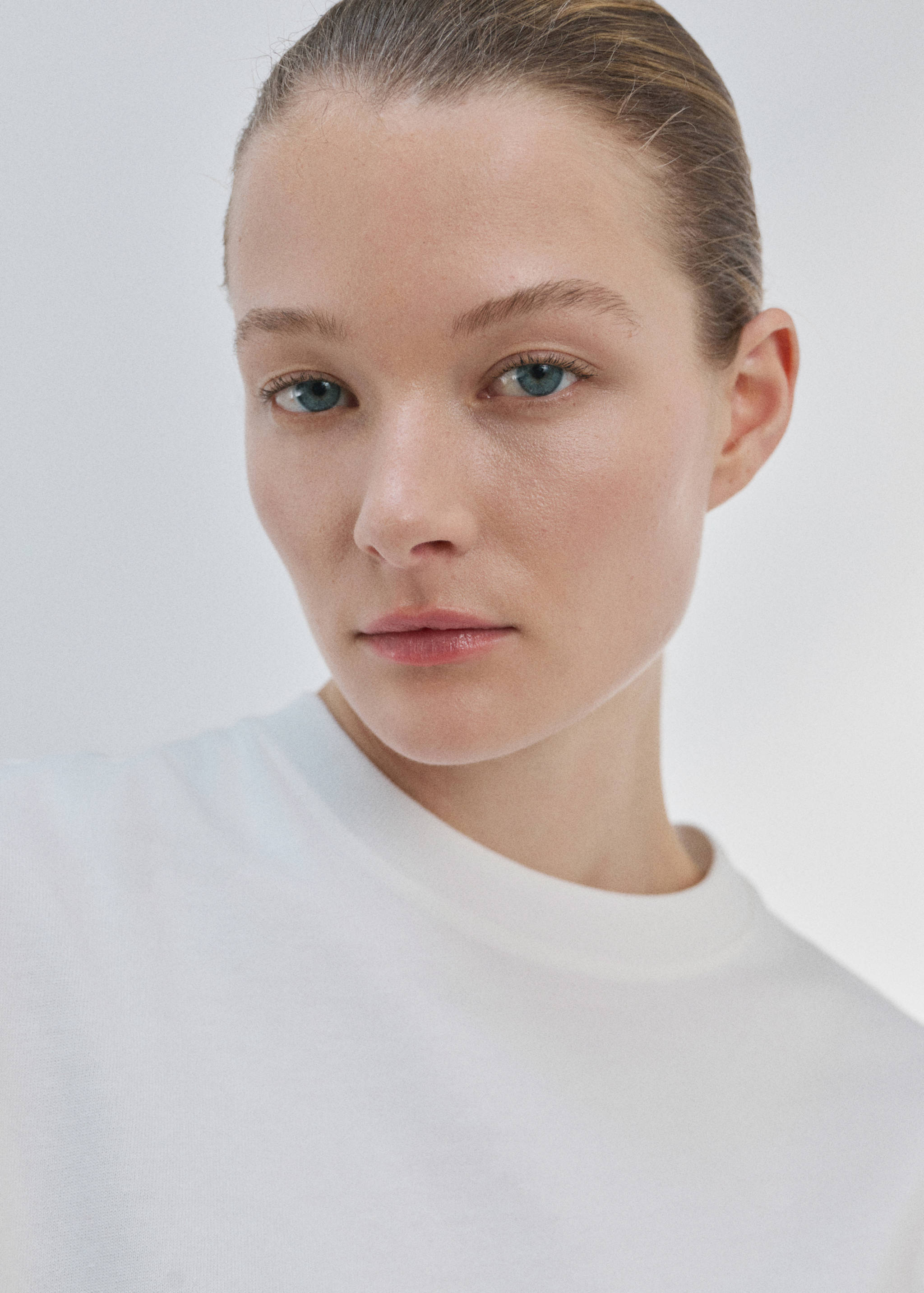 Oversized cotton t-shirt - Details of the article 1