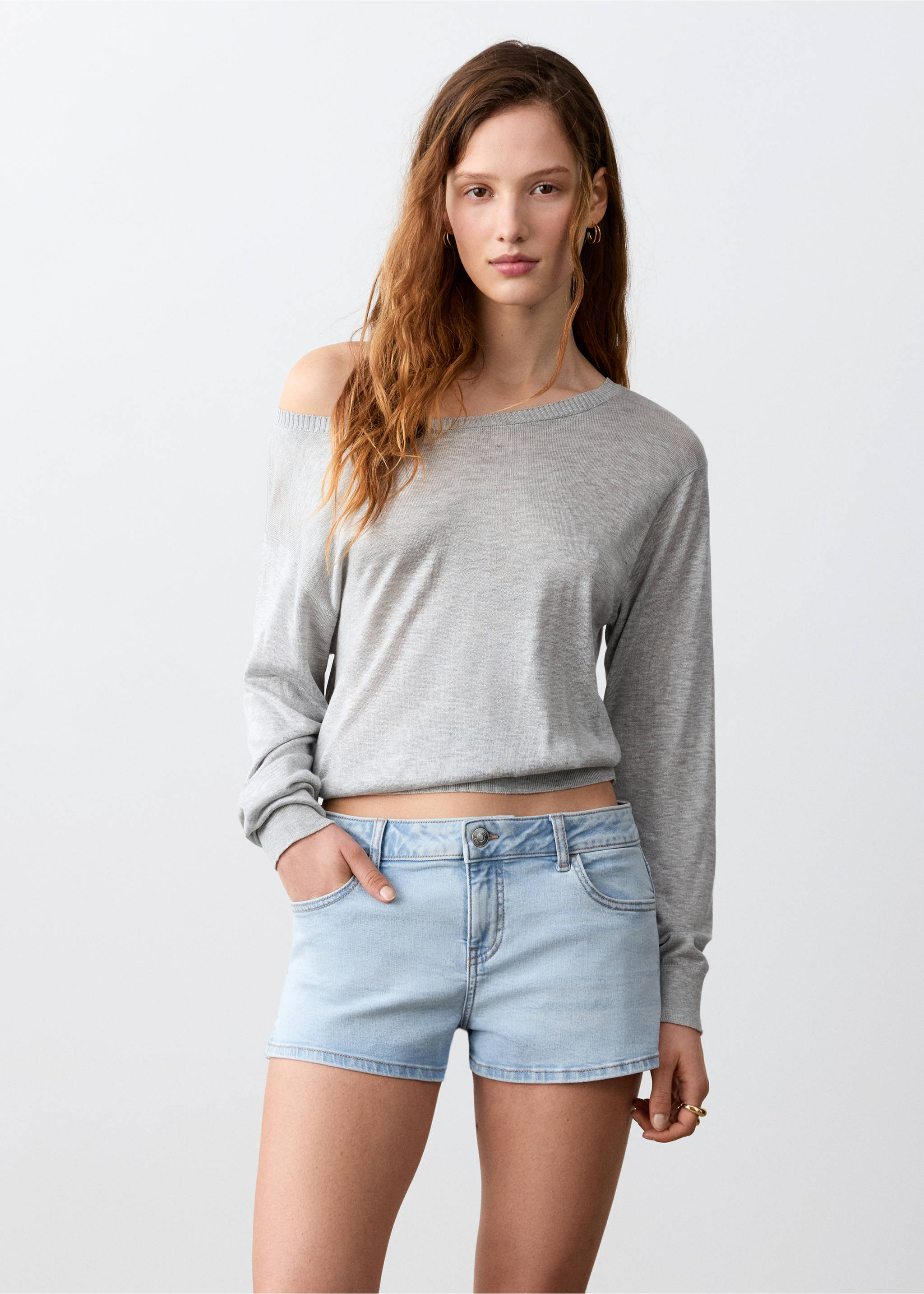 Micro fit low waist shorts - Medium plane, Light Blue. Ref: 27065935-00.