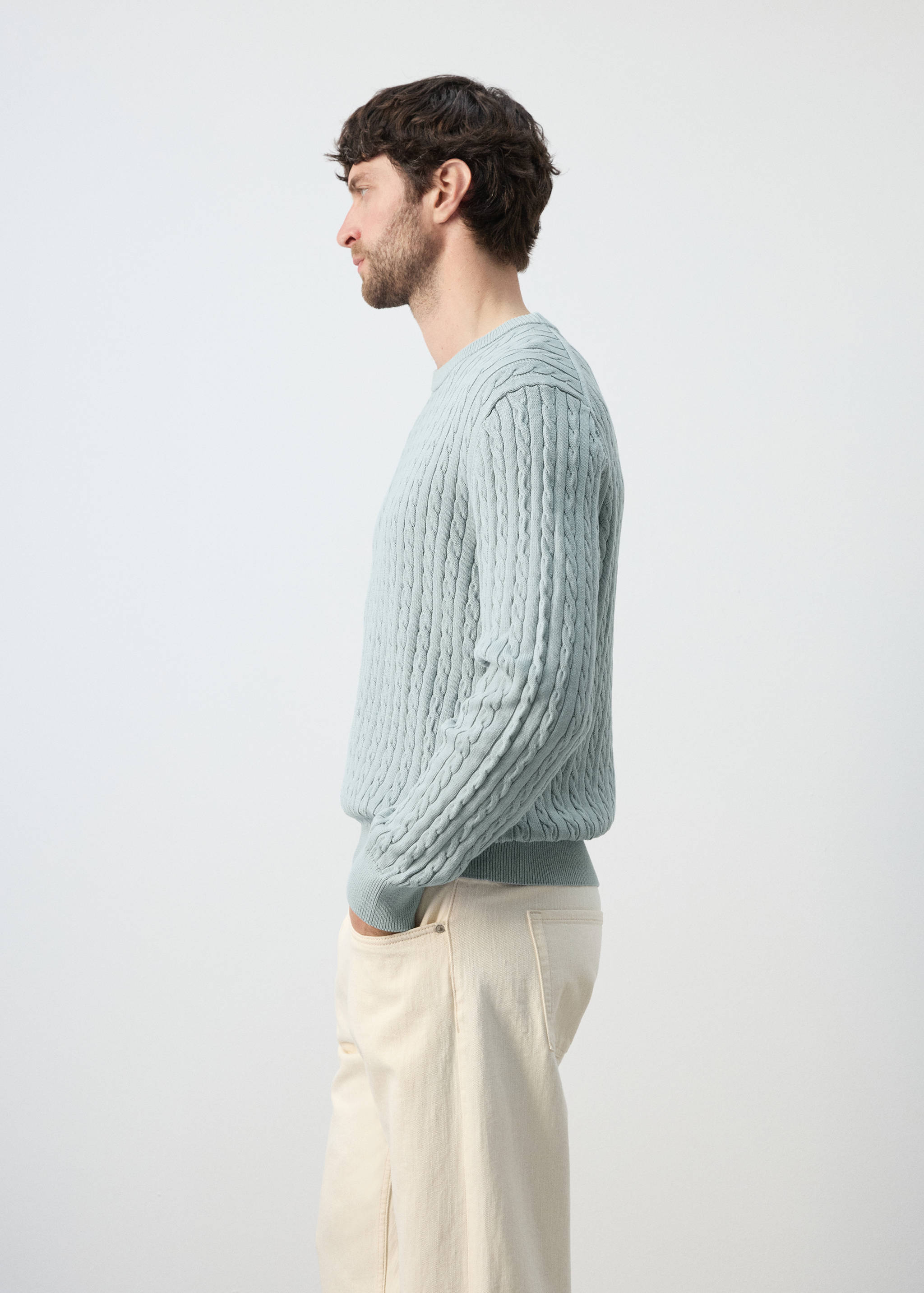 100% 纯棉麻花编织毛衣 - null