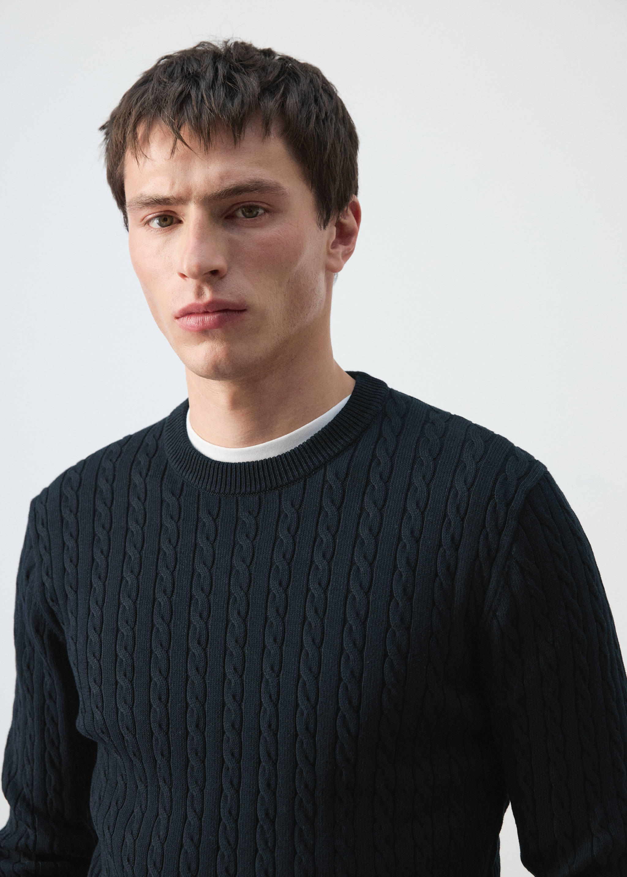 100% cotton cable knit sweater - Details of the article 1
