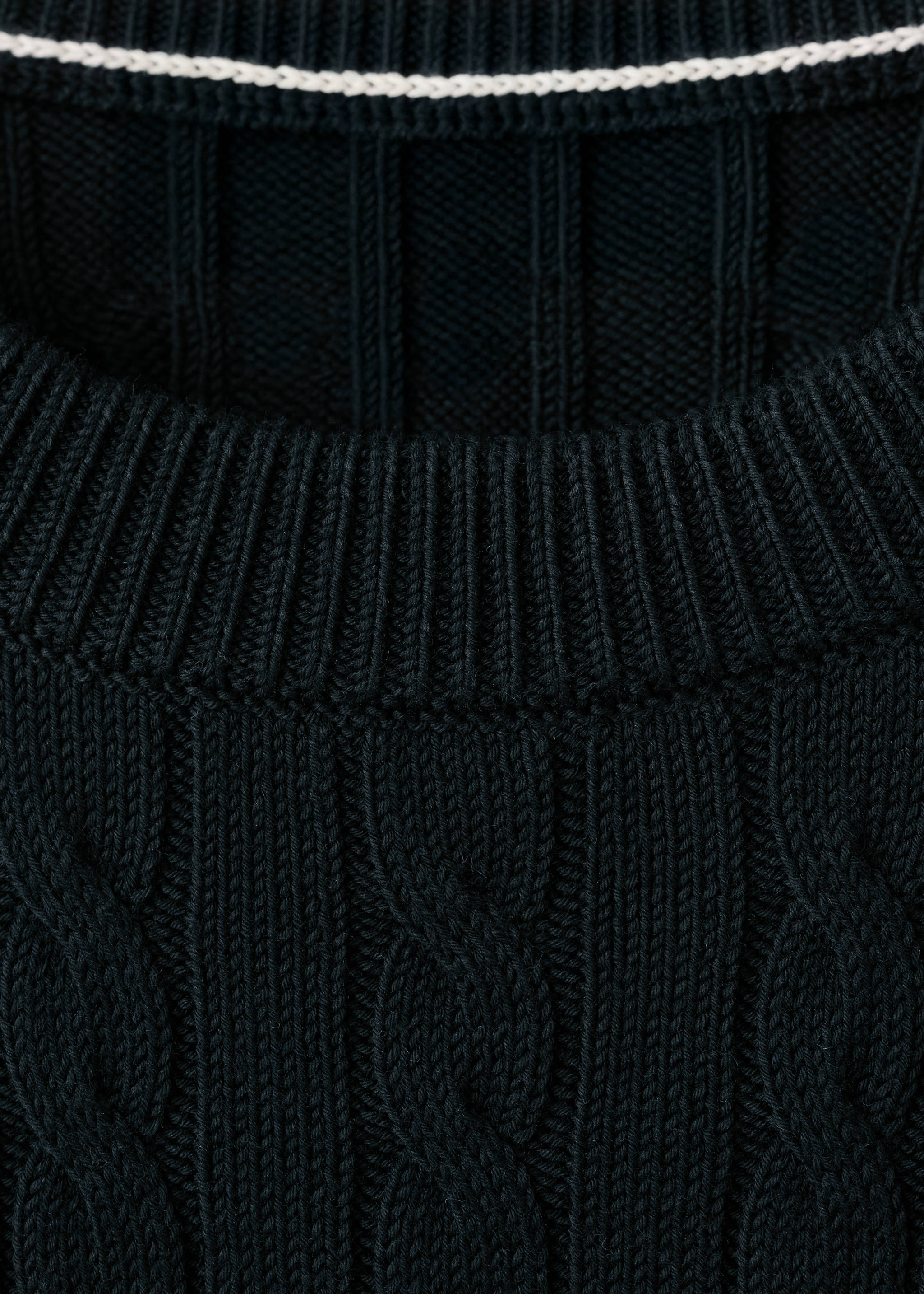100% cotton cable knit sweater - Details of the article 8