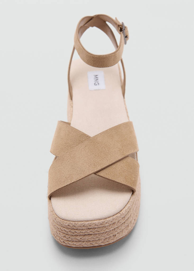 Platform sandals with crossed straps — Medium Brown