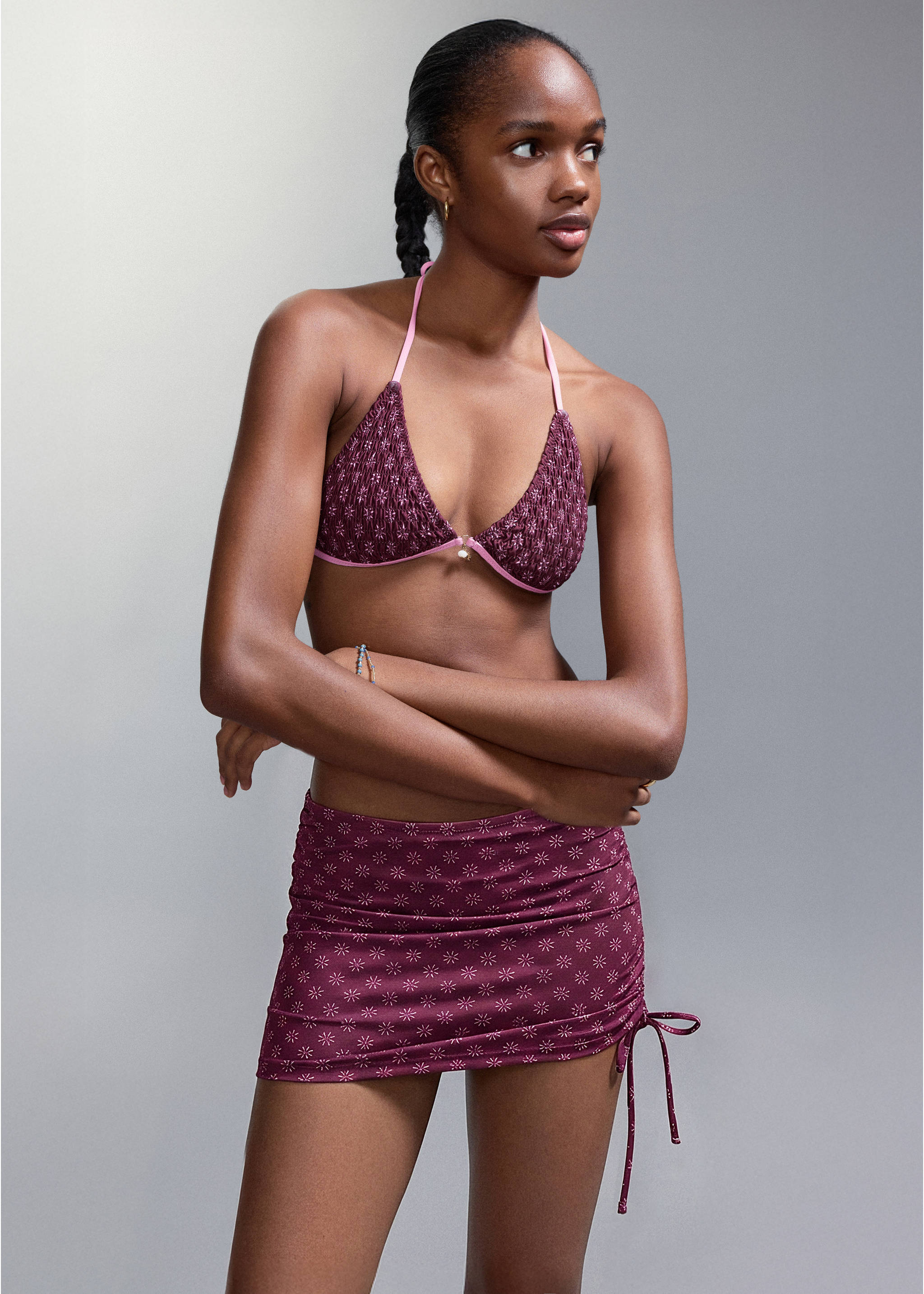 Ruched bikini with mid-rise bottoms - Medium plane, Burgundy. Ref: 27065951-00.