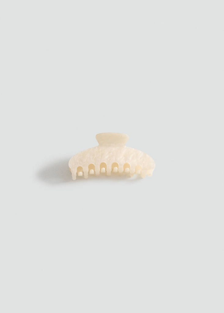 Pearl-effect hair clip — Ecru