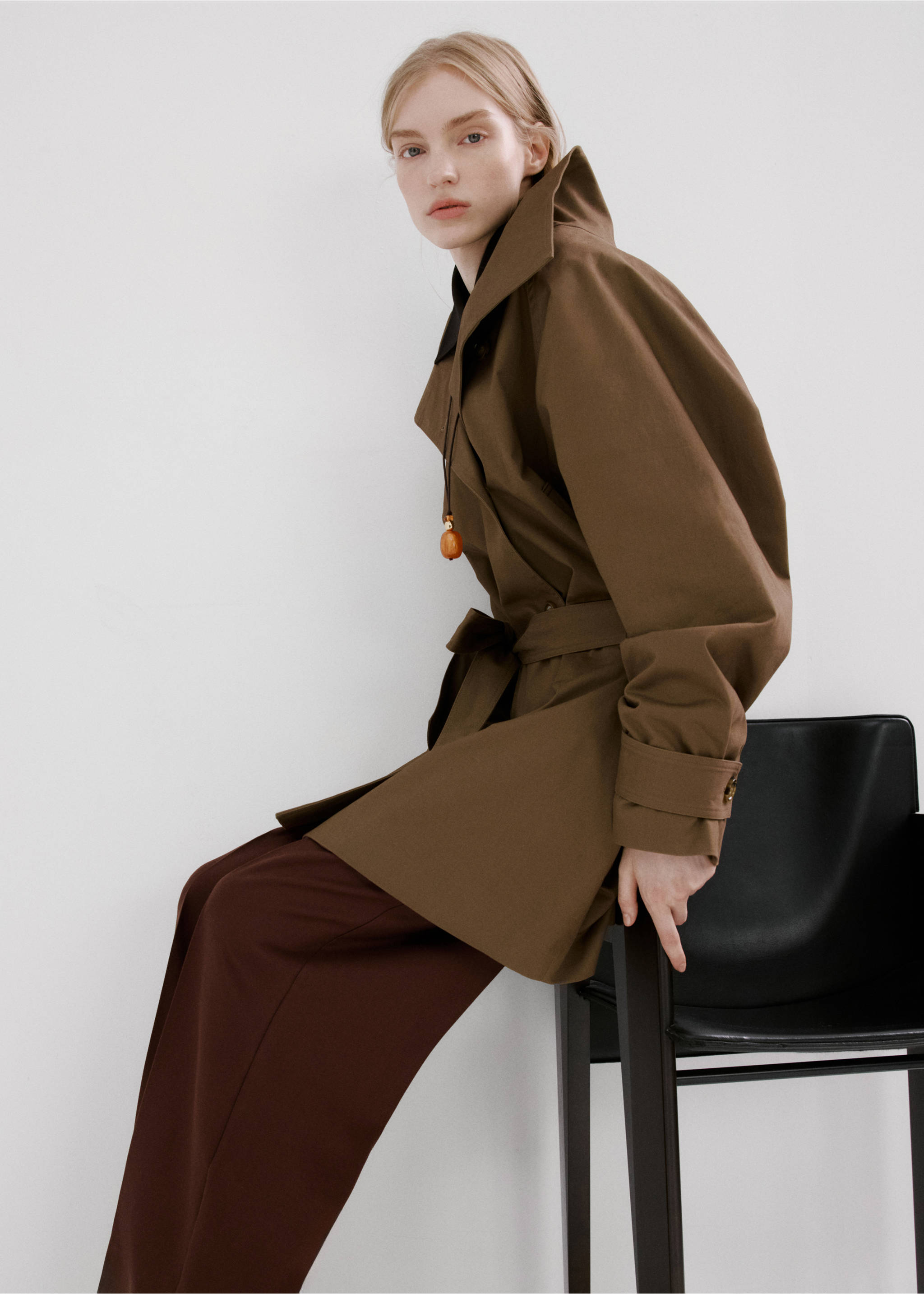 High-waisted lyocell trousers - Details of the article 2, Burnt Orange. Ref: 27065964-00.