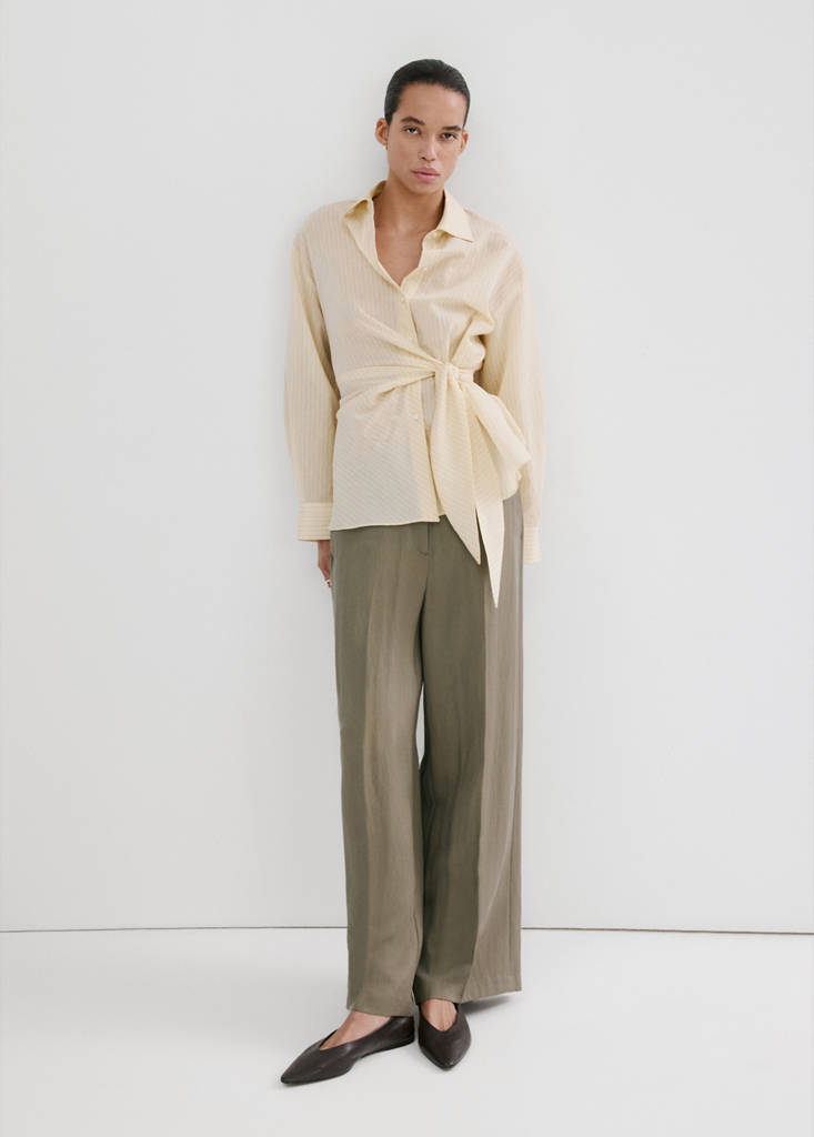 High-waisted lyocell trousers — Khaki