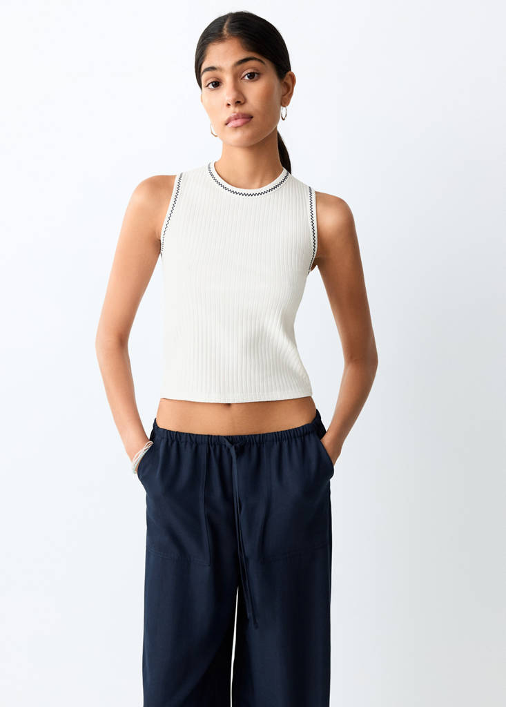 Top with contrasting trims — Off White