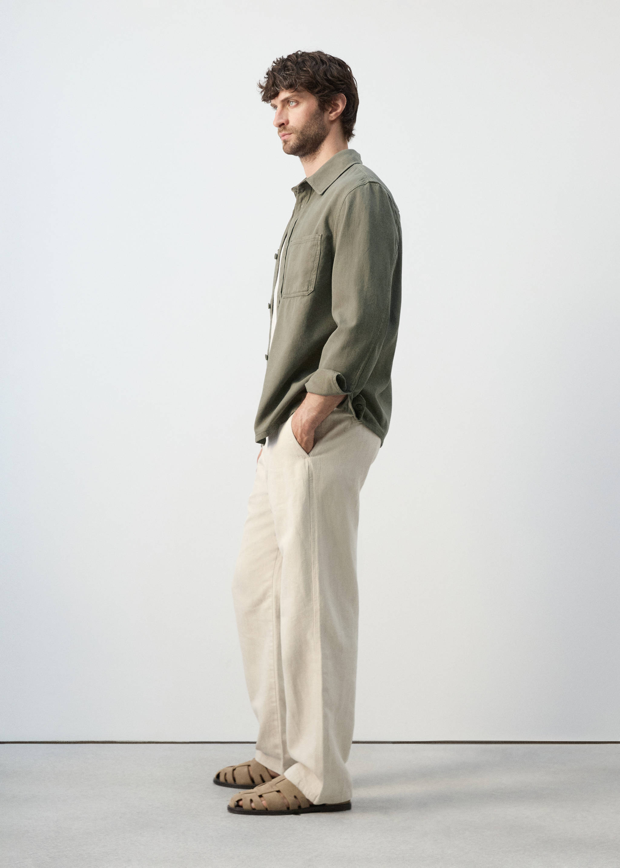 100% cotton overshirt with pockets - Details of the article 2