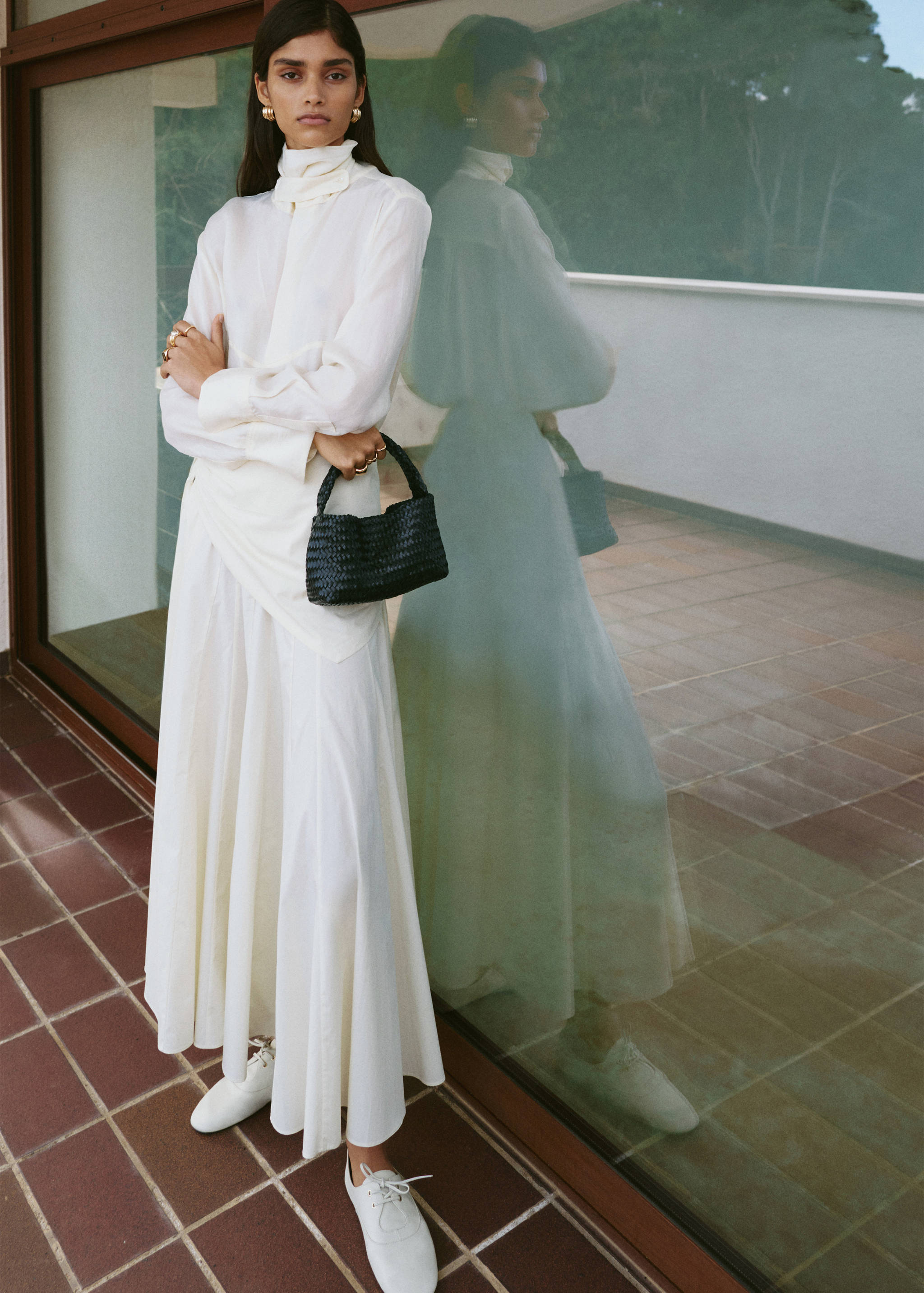 A-line skirt with handkerchief detail - Medium plane