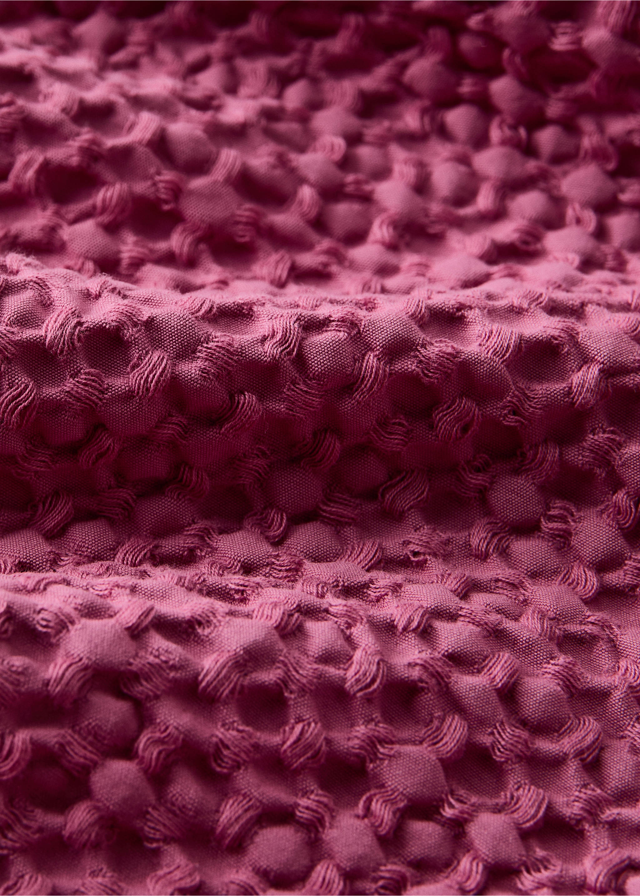 Cuvertură din bumbac waffle garment dye Pat 130/140/150 cm - Detaliu al articolului 2, Roz mediu. Ref: 27065990-00.