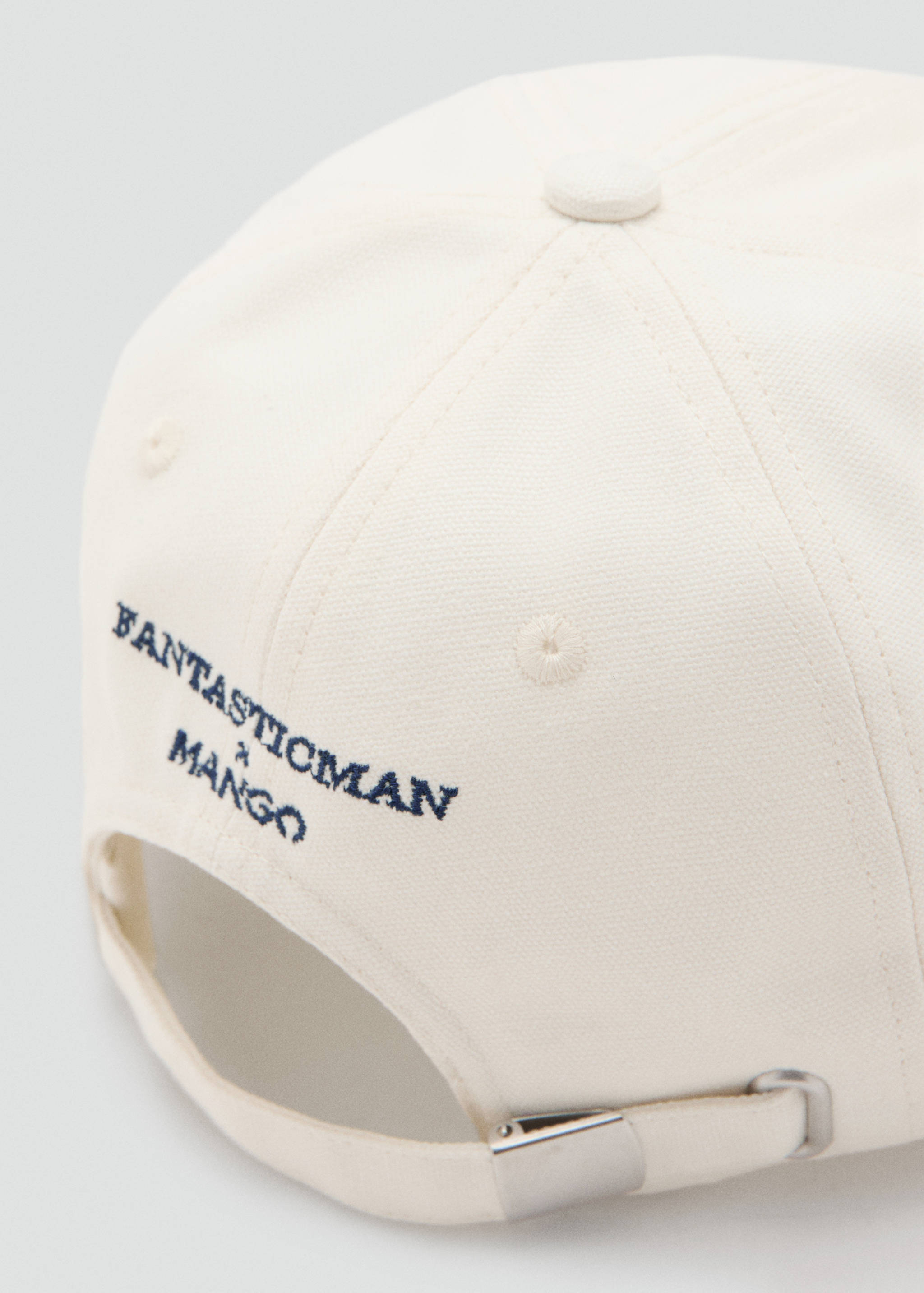 Gorra algodón mensaje bordado - Detalle del artículo 1