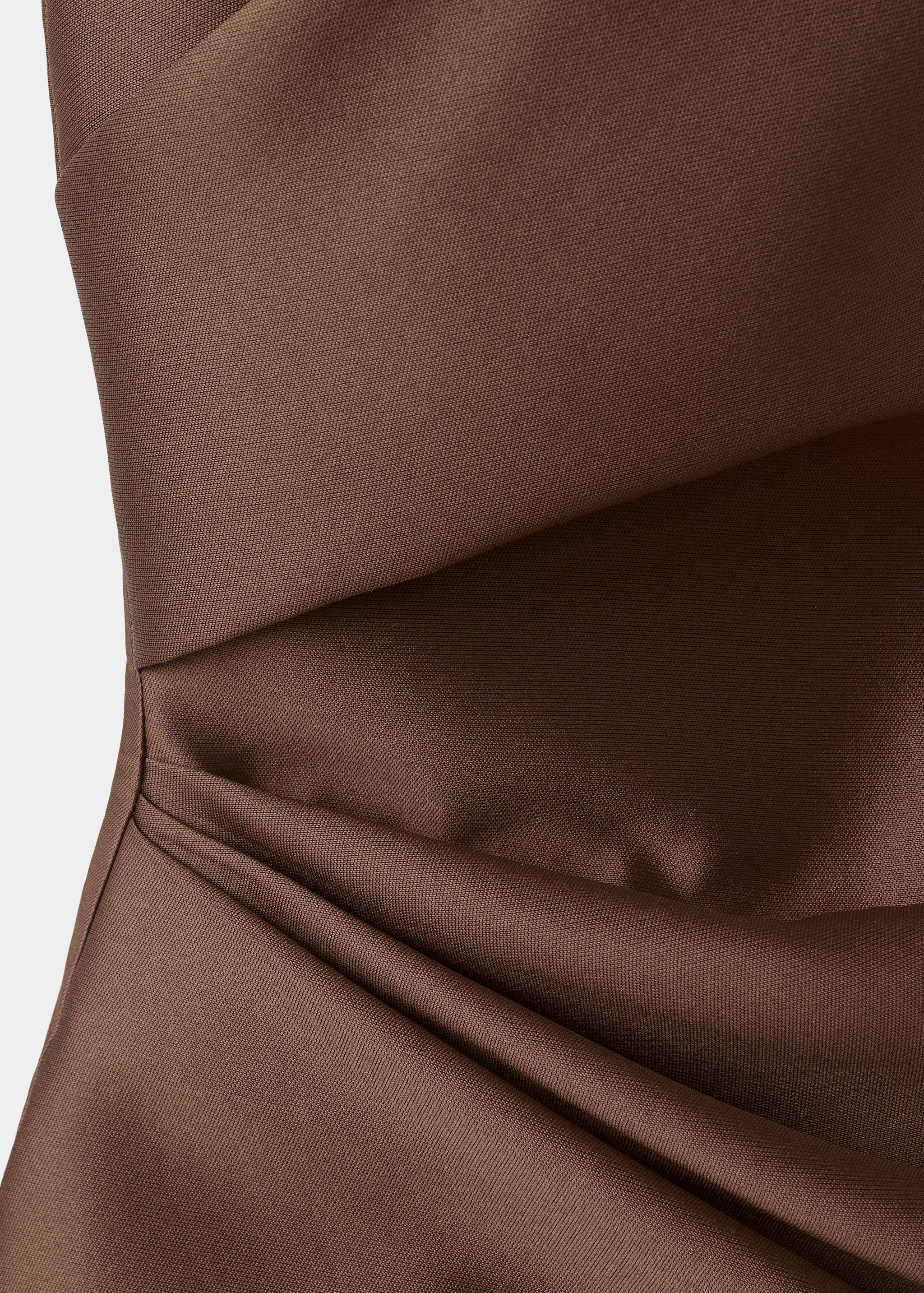 Drapiertes Kleid mit asymmetrischem Design - Detail des Artikels 0