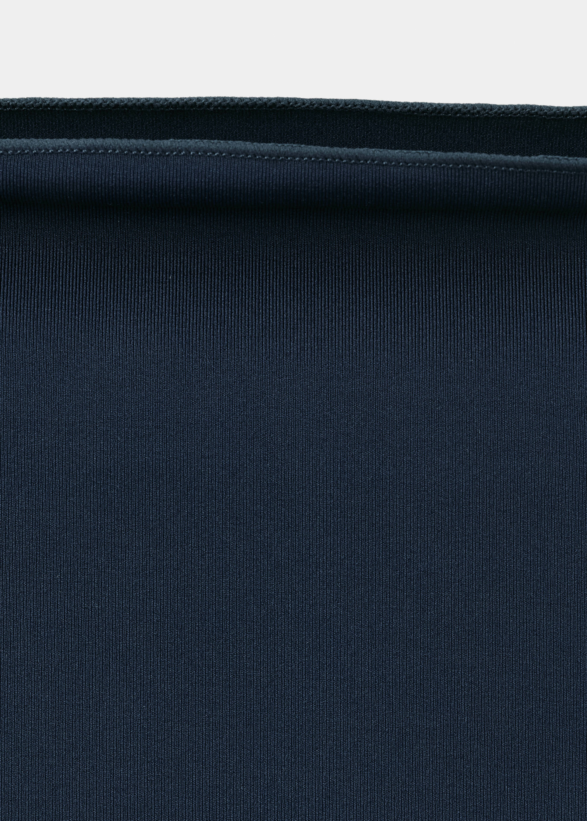 Fitted bandeau top - Details of the article 8