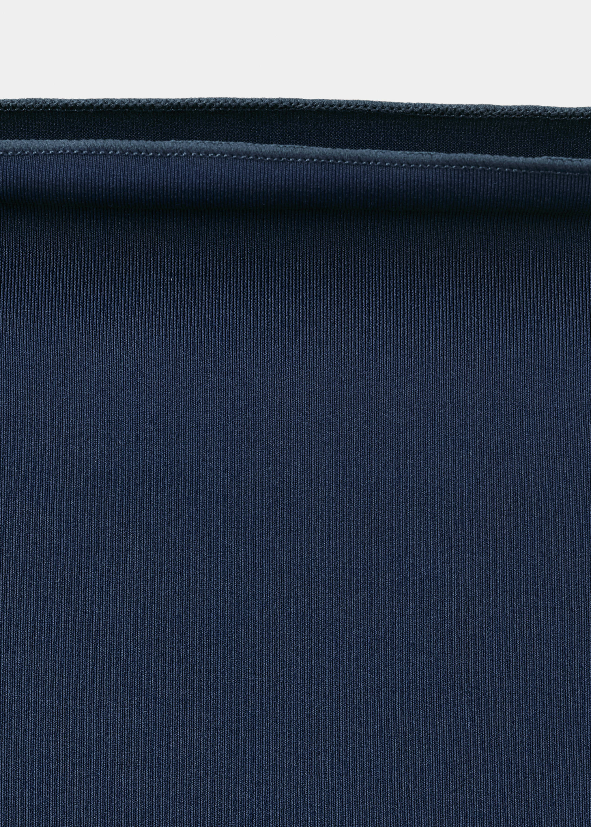 Fitted bandeau top - Details of the article 8