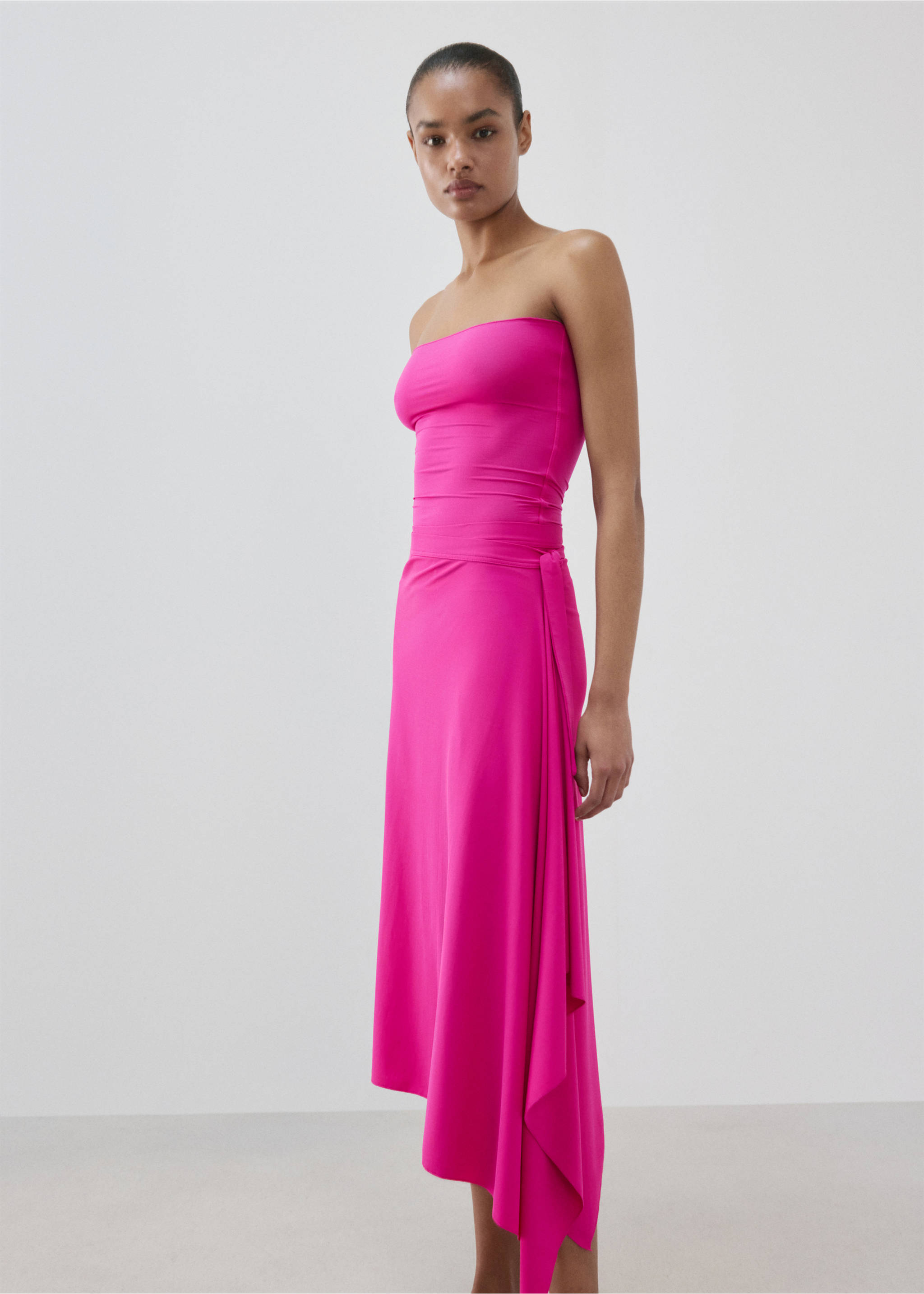 Fitted bandeau top - Medium plane, Fuchsia. Ref: 27065995-00.