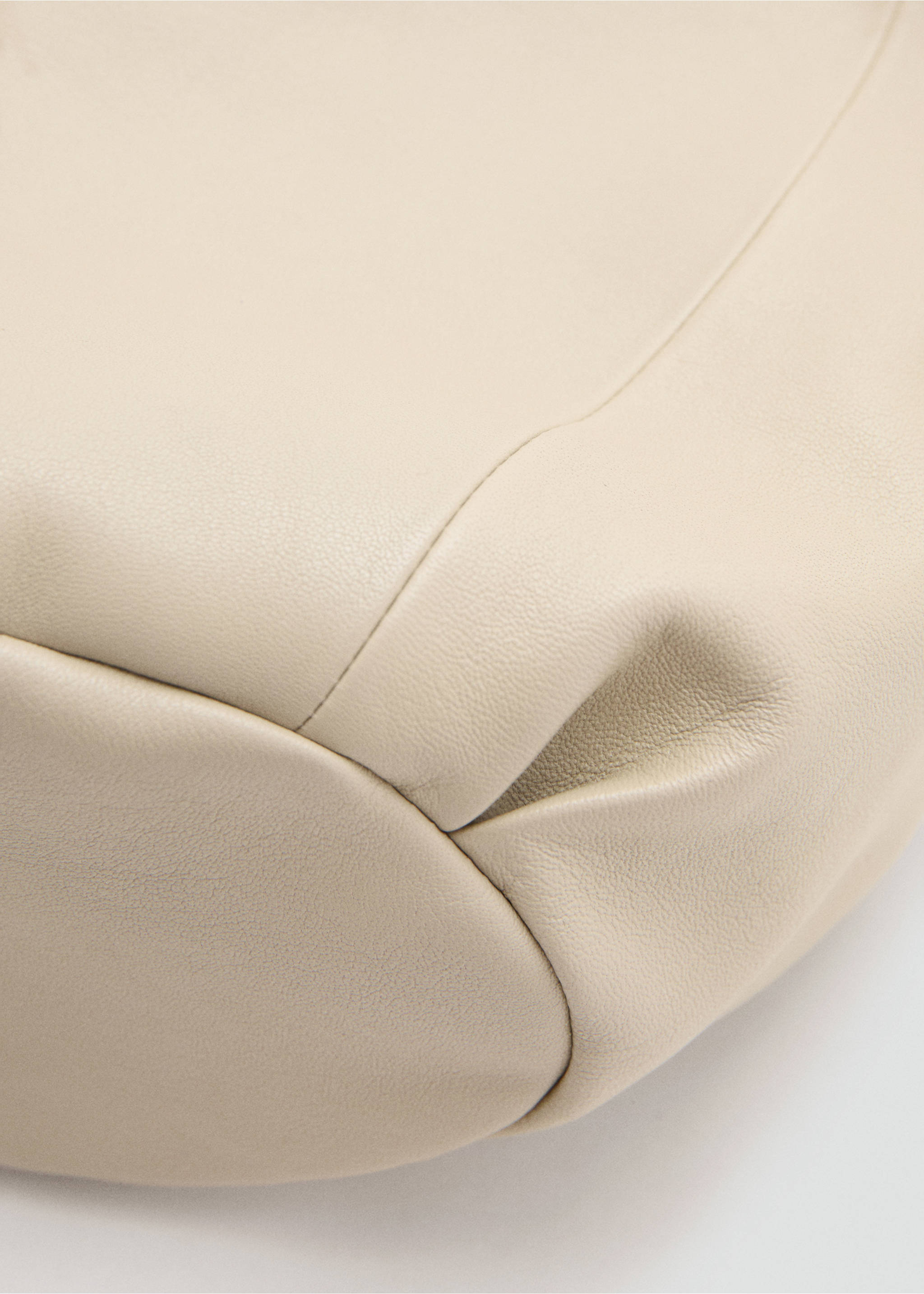 Ring detail leather drawstring bag - Details of the article 2, Ecru. Ref: 27066000-00.