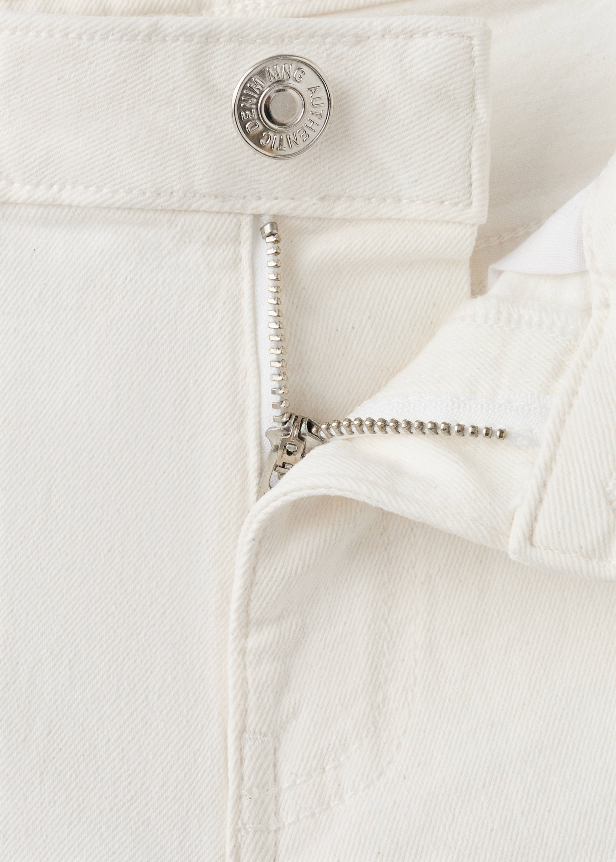 Mini shorts with decorative details - Details of the article 0