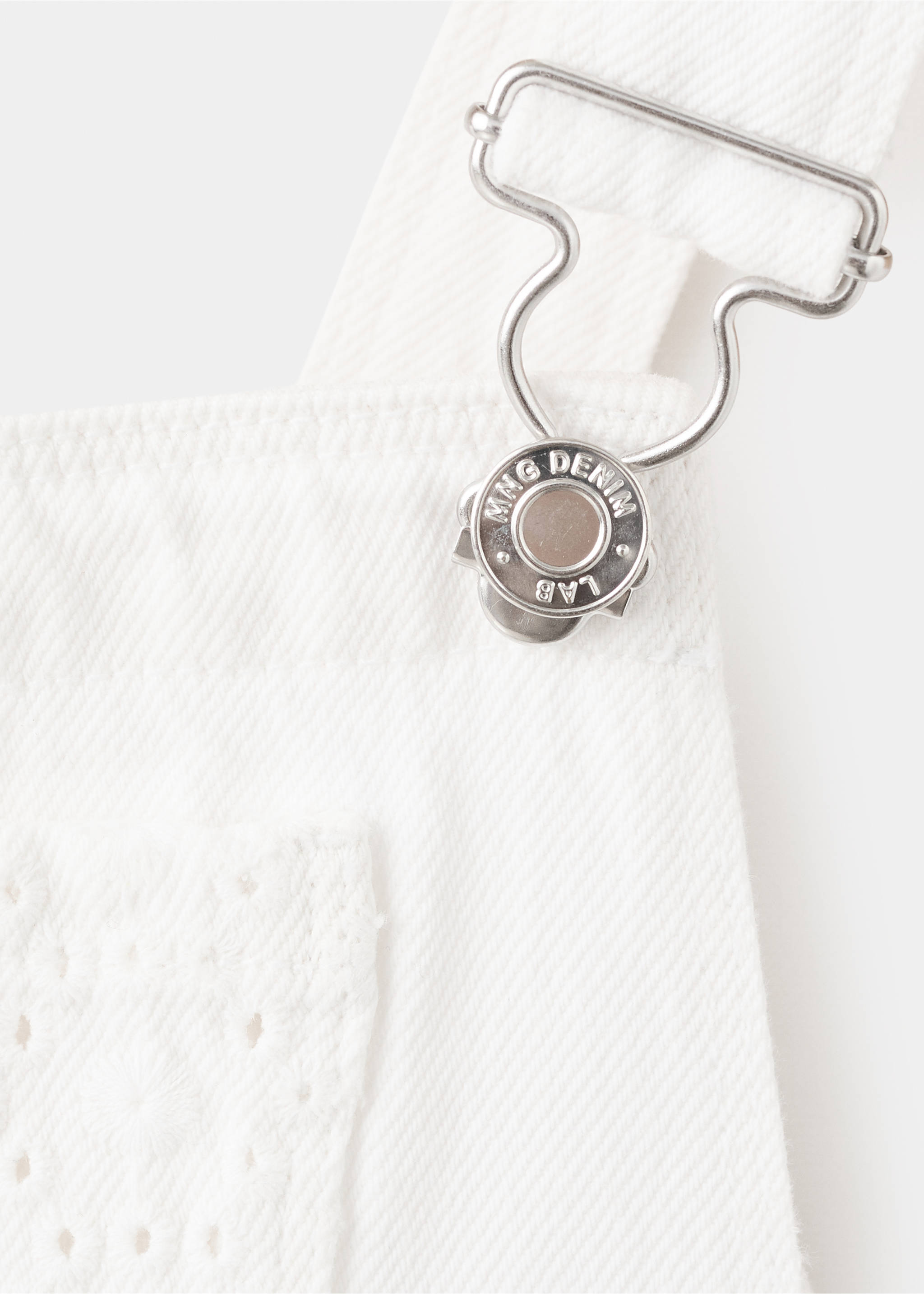 Peto denim bordado - Detalle del artículo 8, Blanco roto. Ref: 27066343-00.