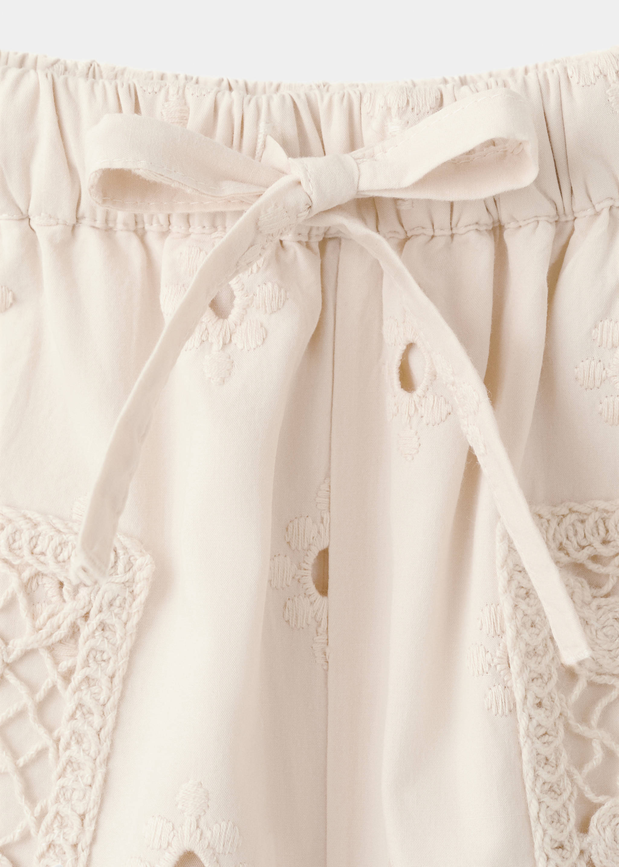 Shorts rectos bordados - Detalle del artículo 0