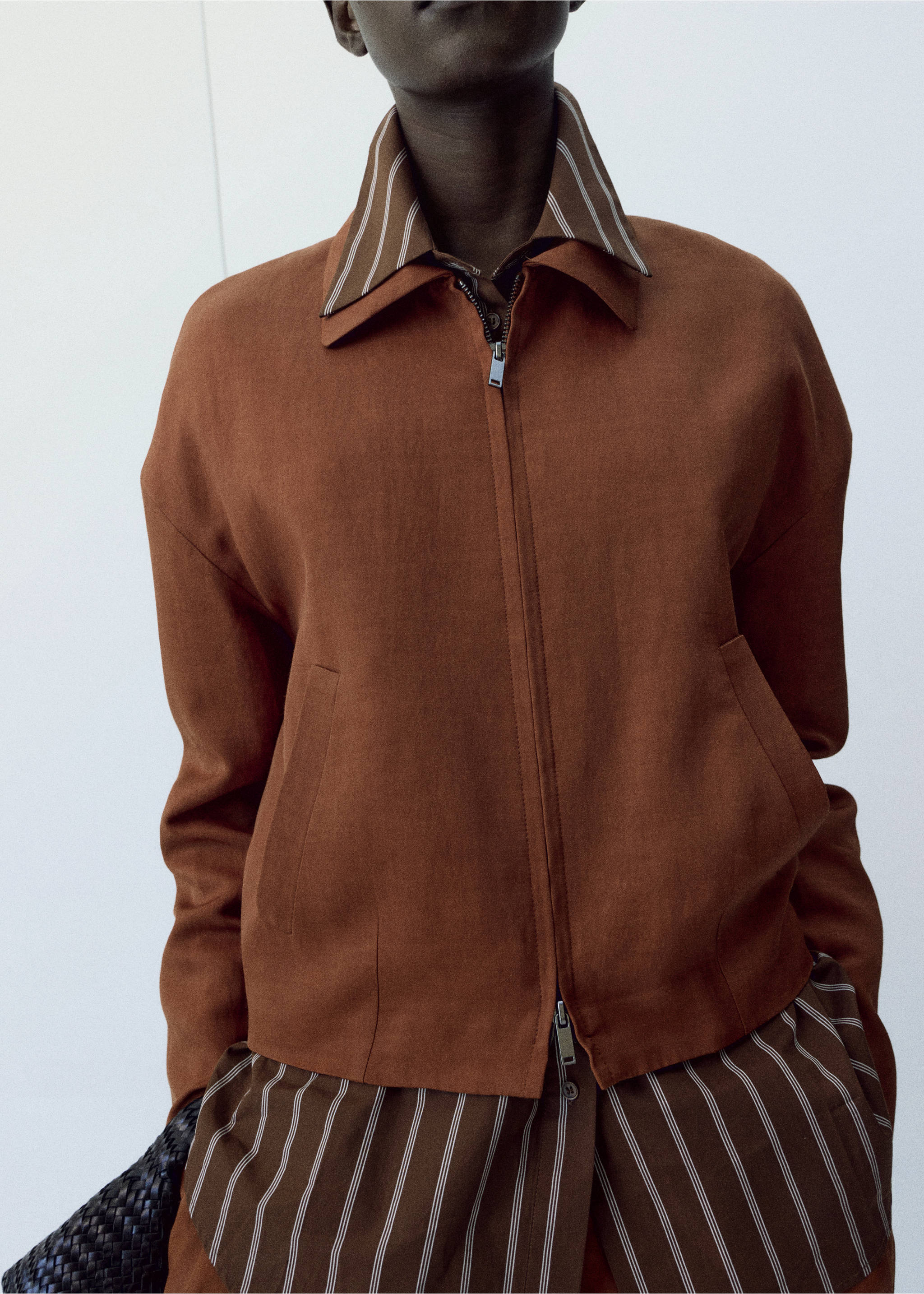 Linen-blend jacket with pockets - Medium plane, Russet. Ref: 27066348-02.