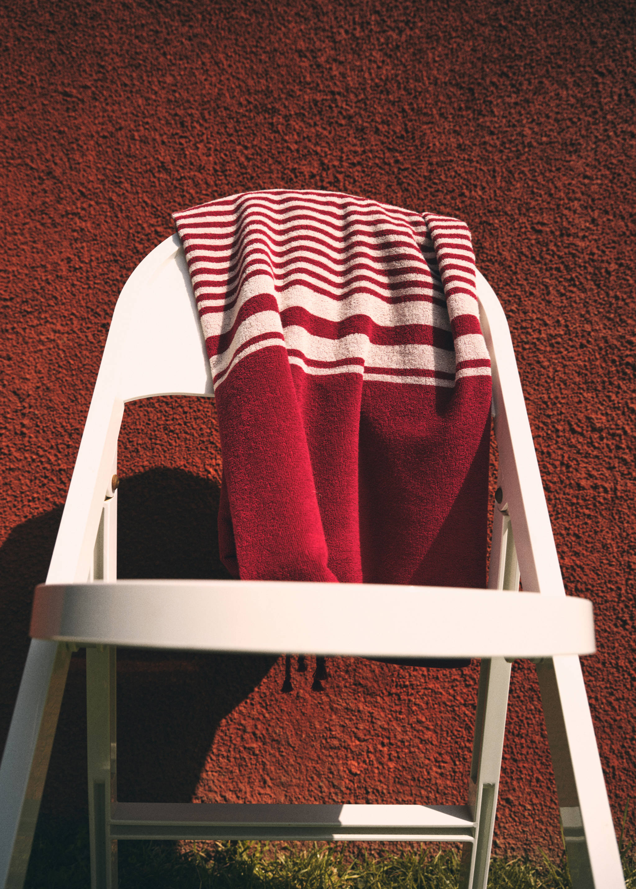 Striped beach towel with tassel detail - Details of the article 5