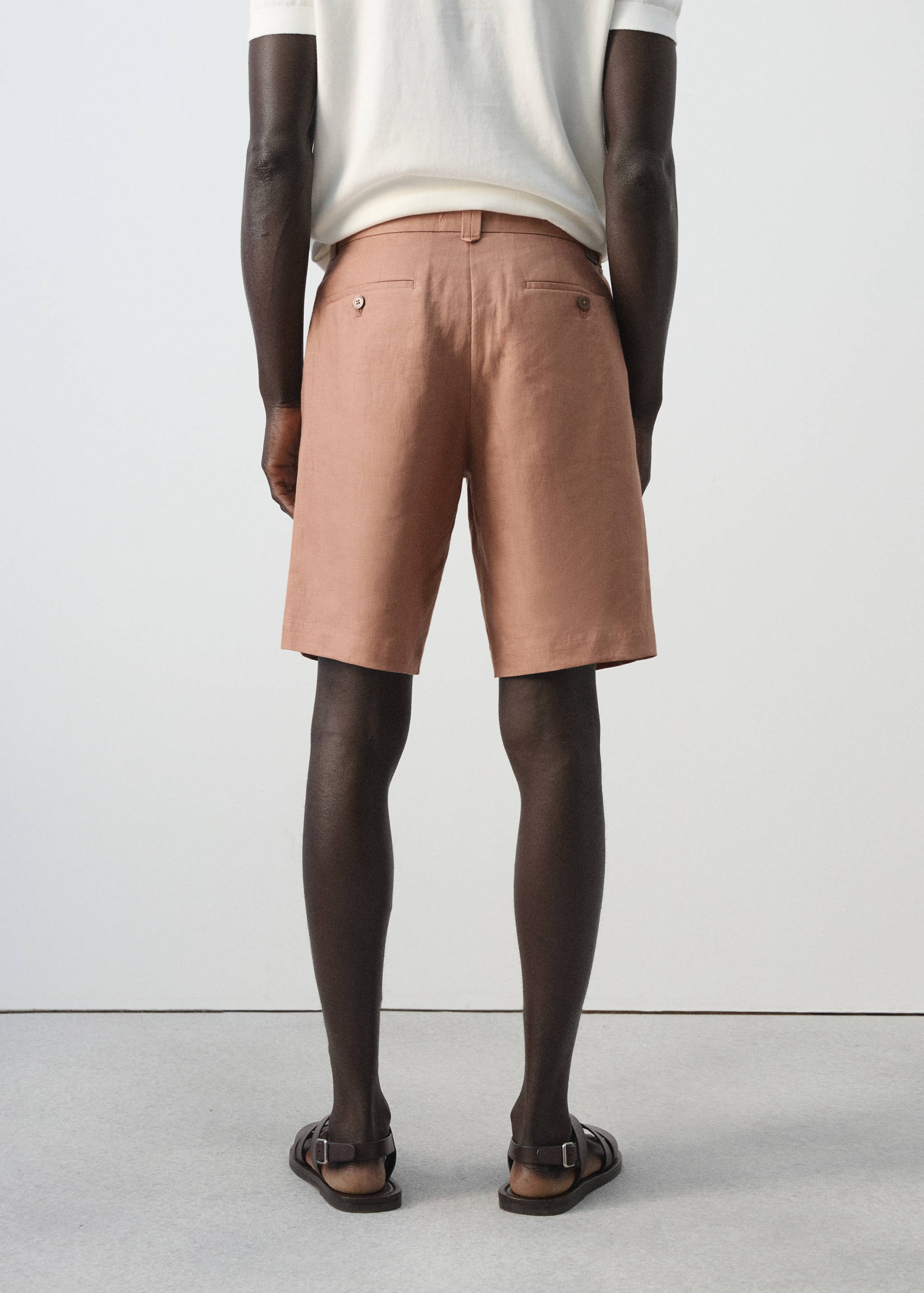 Bermudas slim fit 100% lino - Reverso del artículo