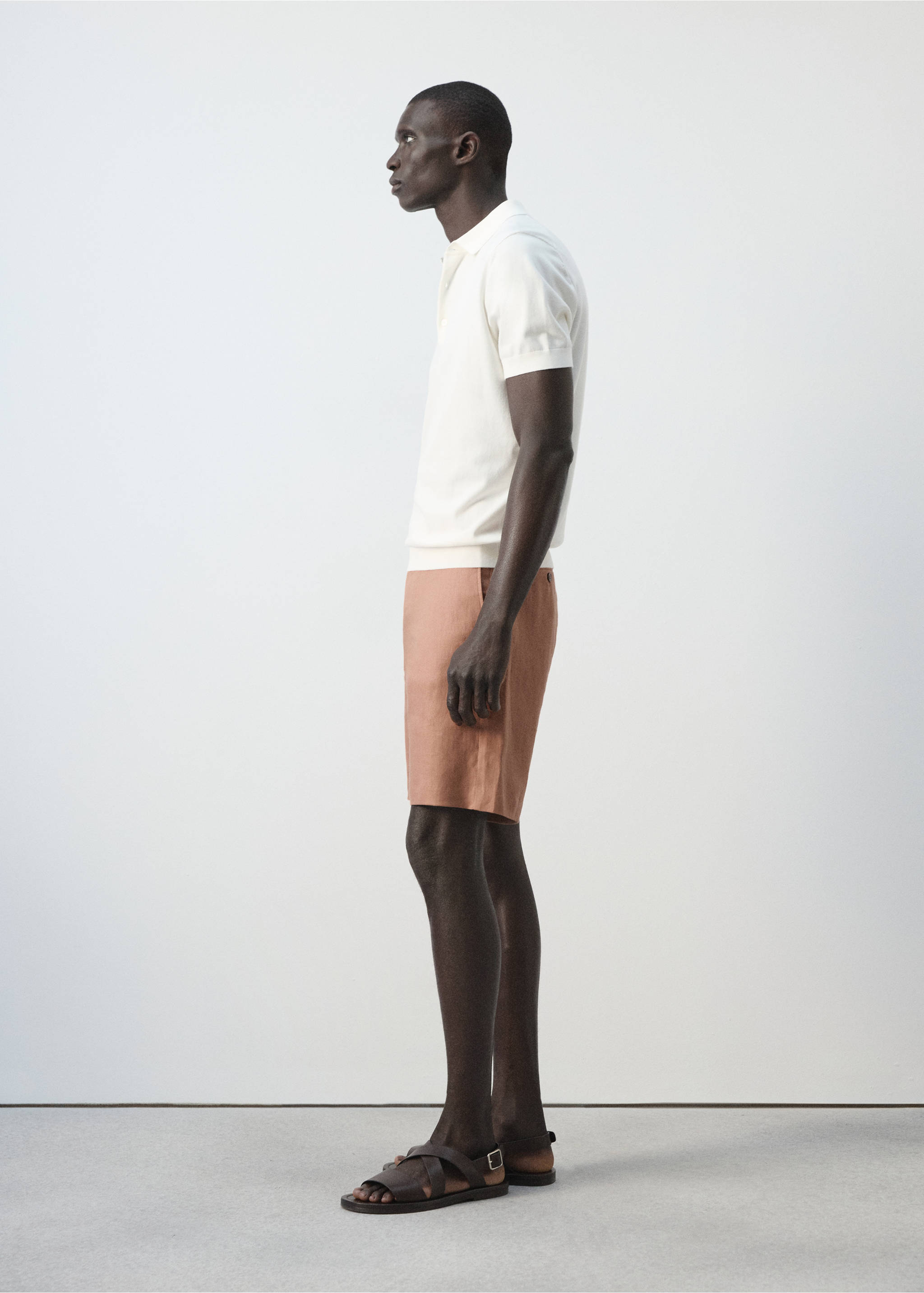 Bermudas slim fit 100% lino - Detalle del artículo 2, Salmón. Ref: 27066709-00.