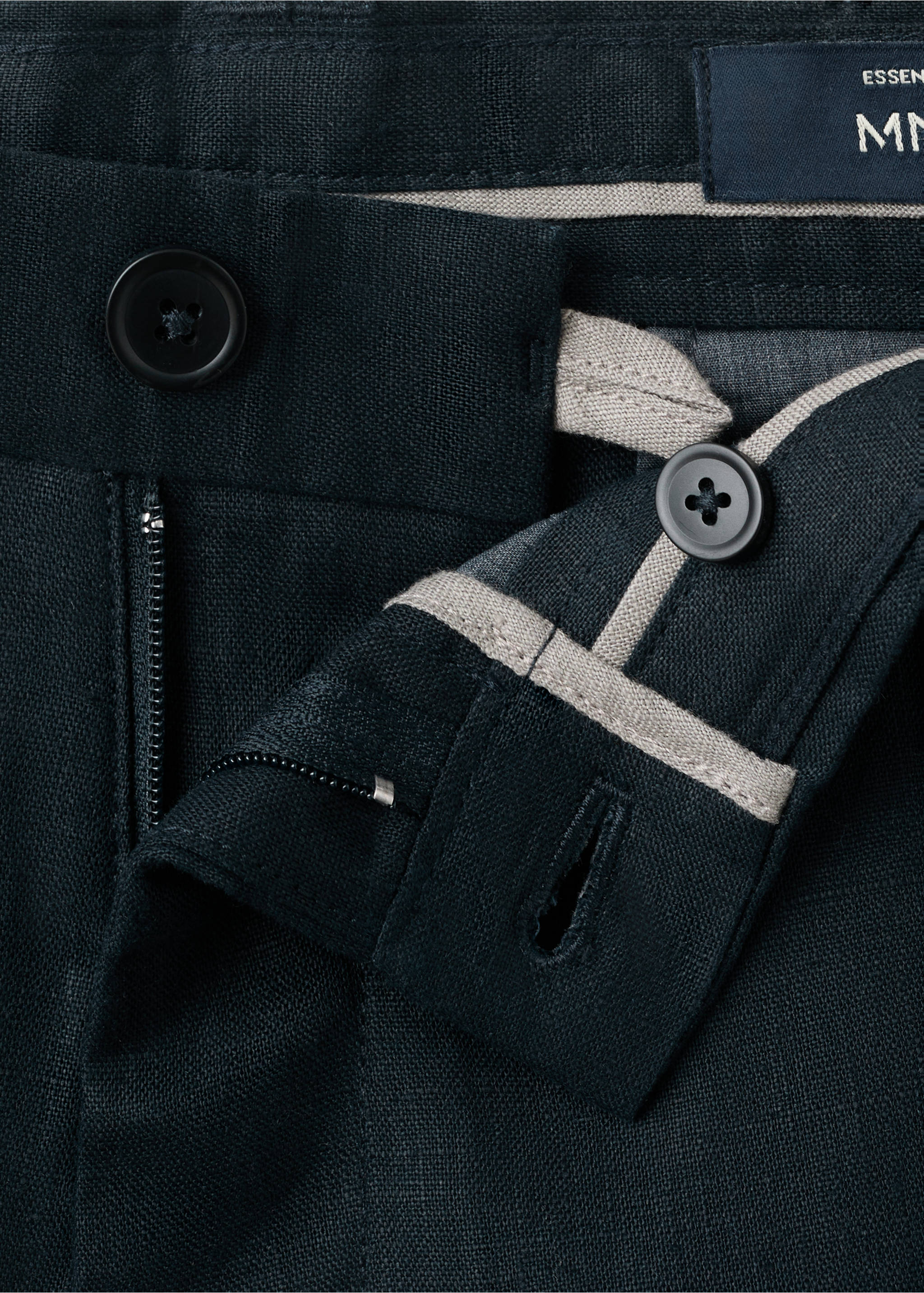 Bermuda slim-fit 100 % lin - Détail de l'article 8, Bleu marine. Ref: 27066709-00.