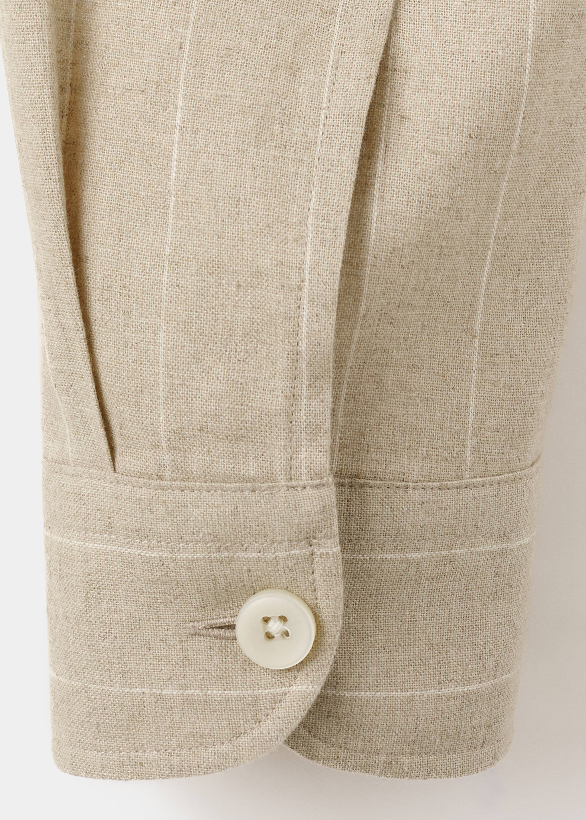 Camisa às riscas de mistura de linho e algodão - Pormenor do artigo 0