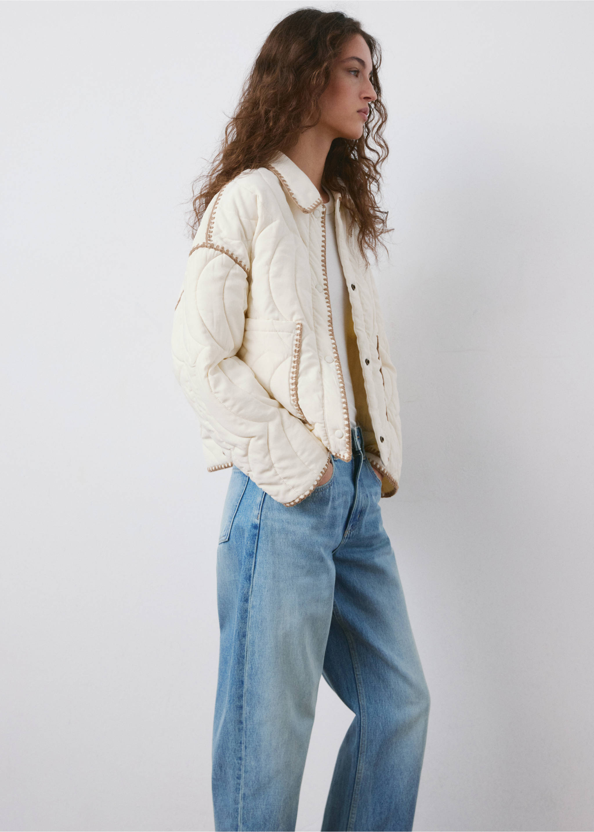 Veste rembourrée liserés contraste - Détail de l'article 6, Écru. Ref: 27066713-00.