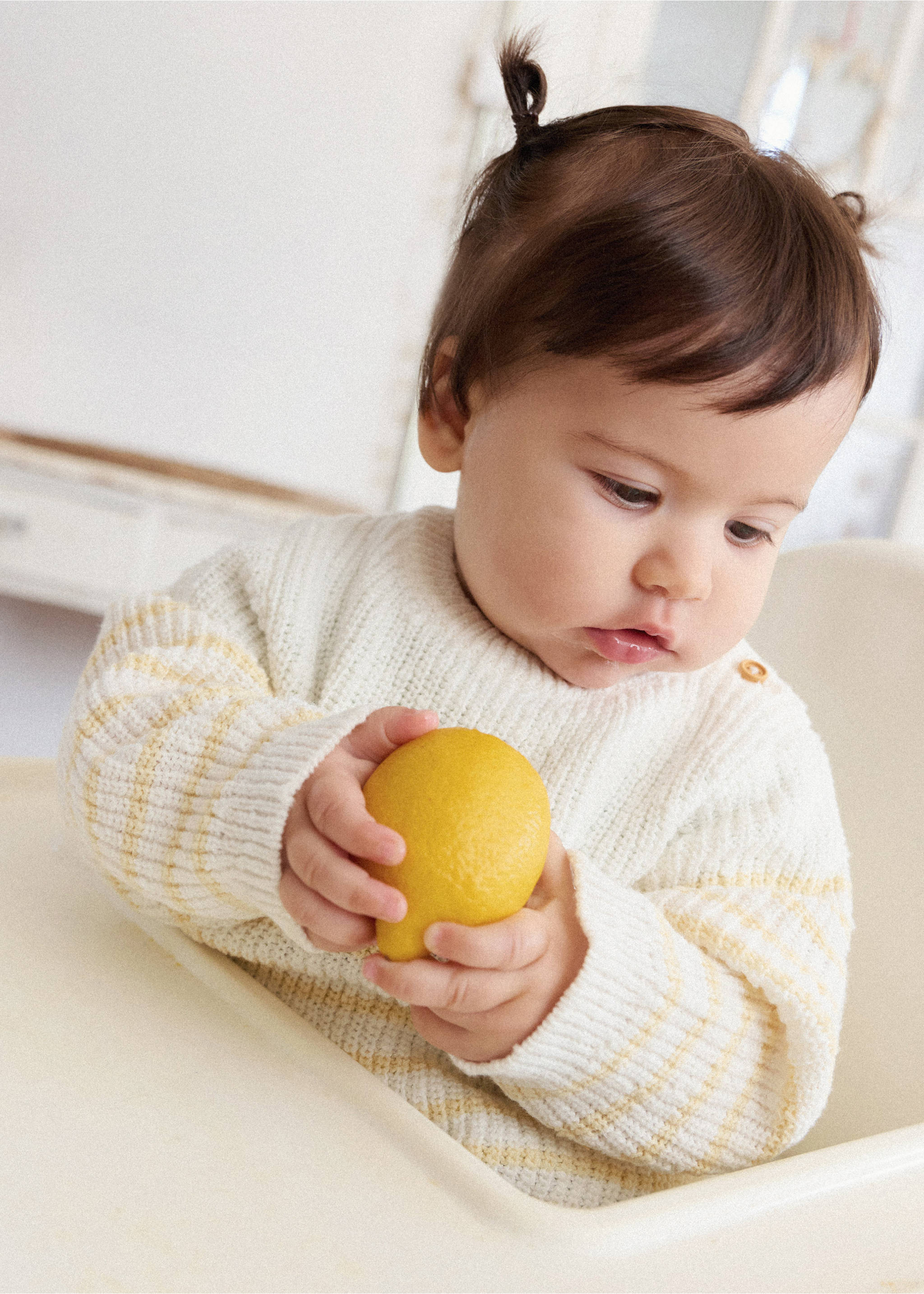 Knit striped sweater - Details of the article 5, Yellow. Ref: 27066716-00.