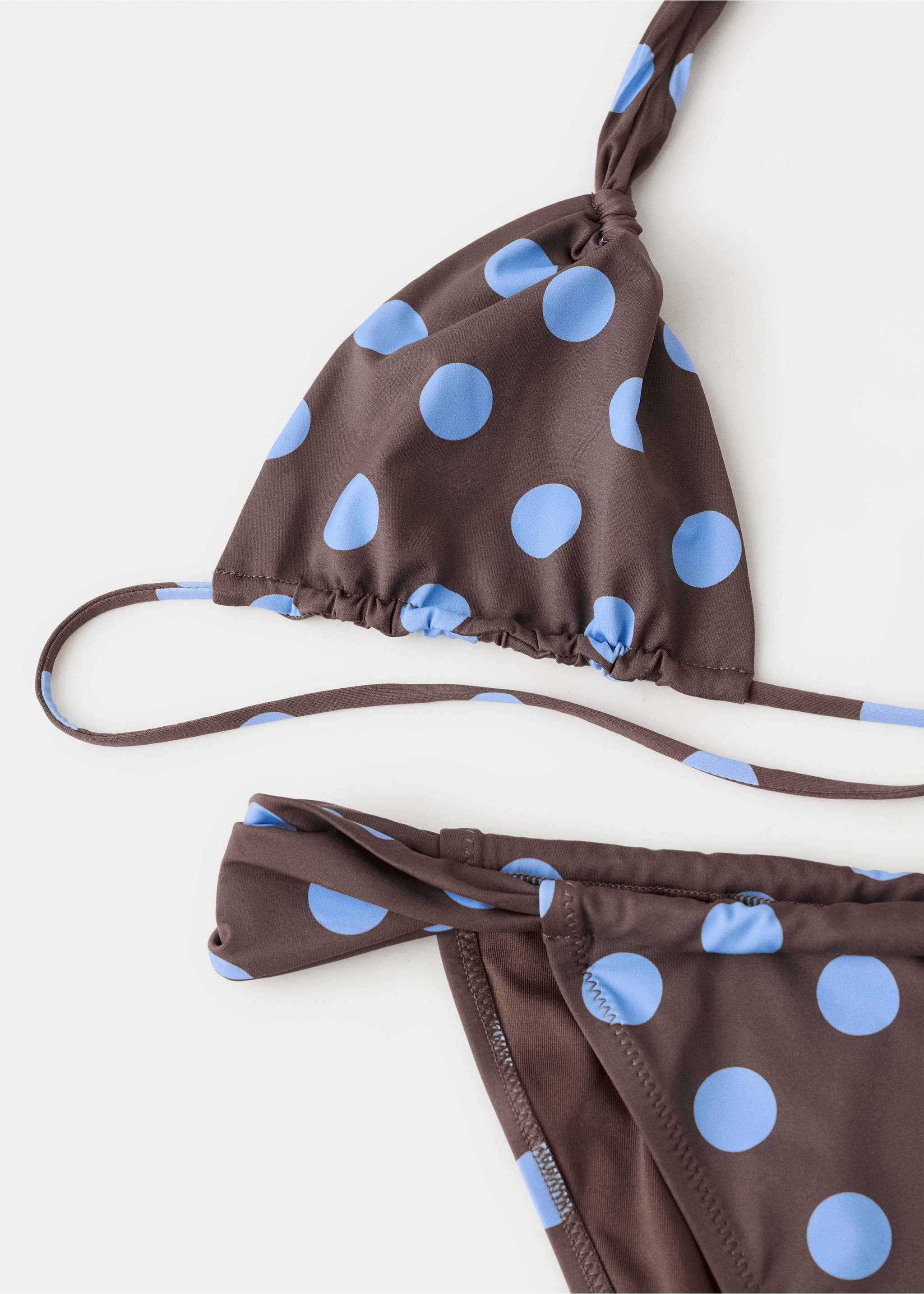 Bikini briefs with polka dots - Details of the article 0, Chocolate. Ref: 27066718-00.